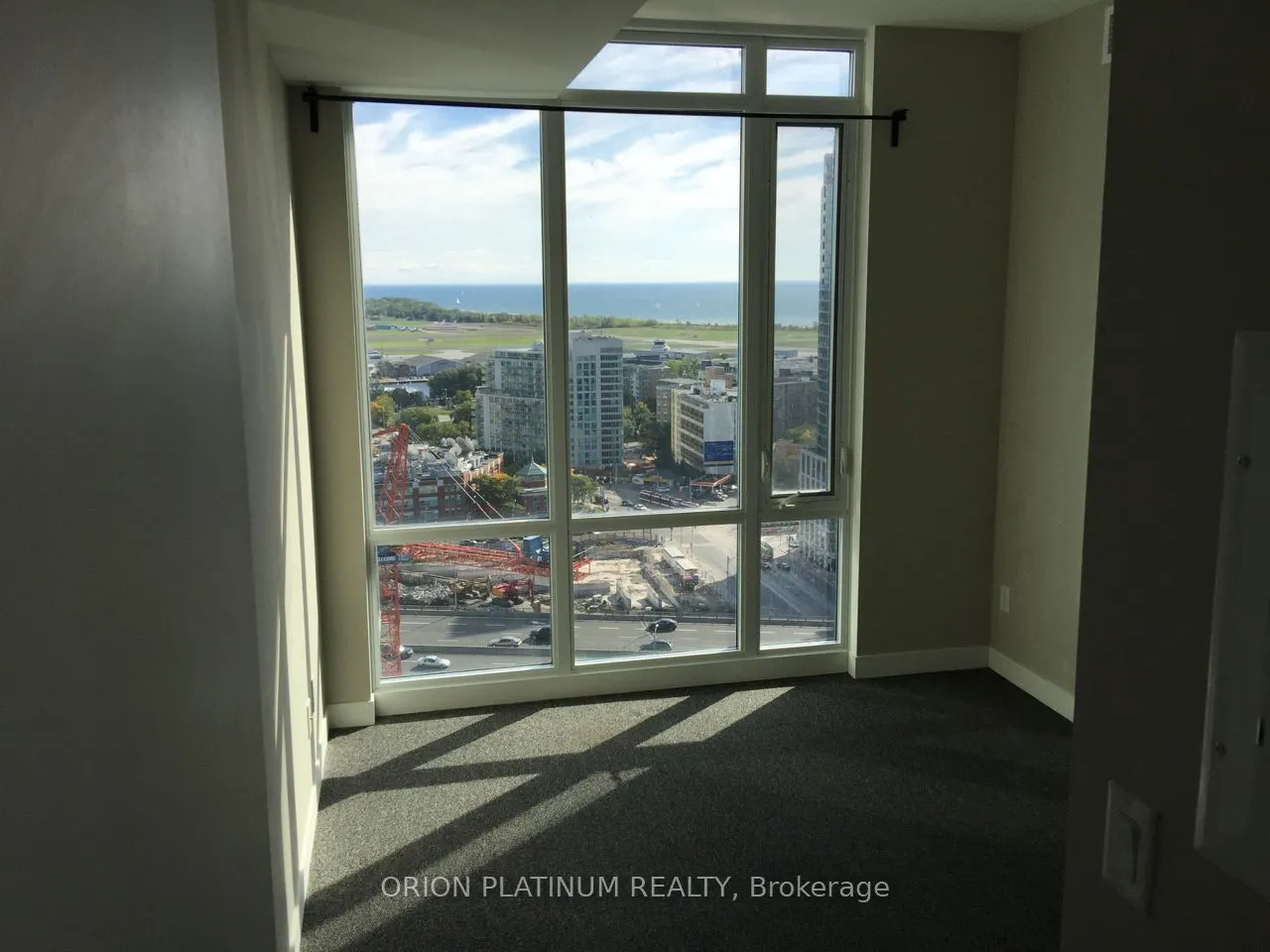 170 Fort York Boulevard, #2111