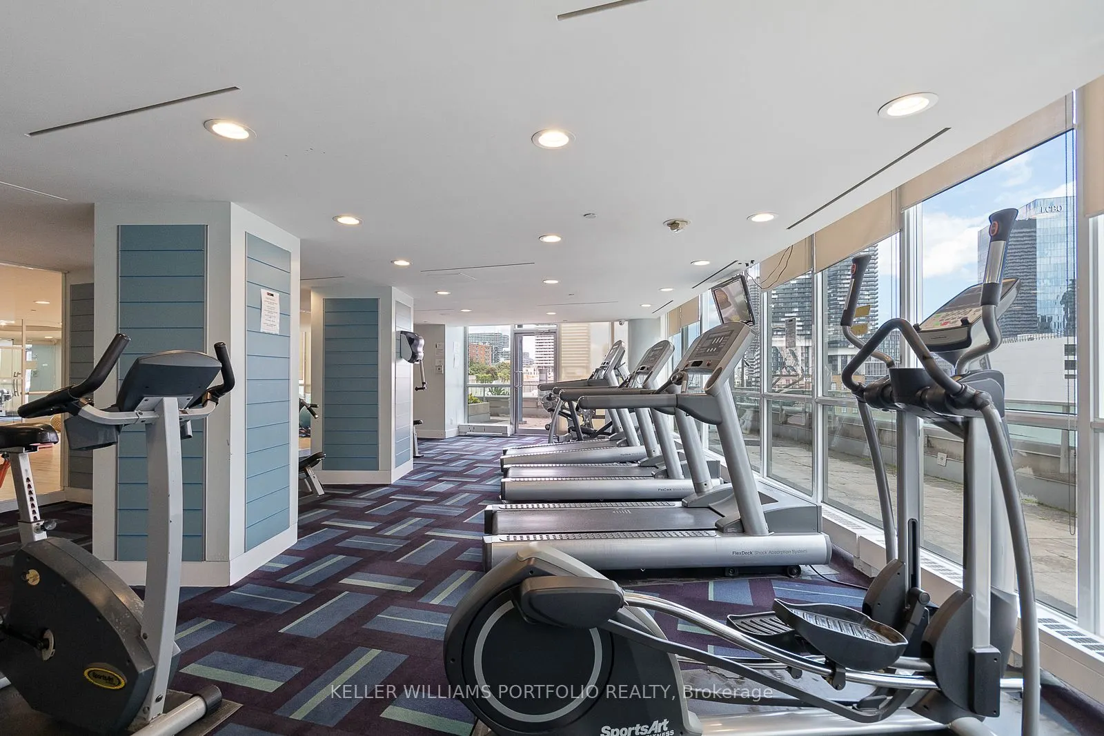 18 Yonge Street, #1104