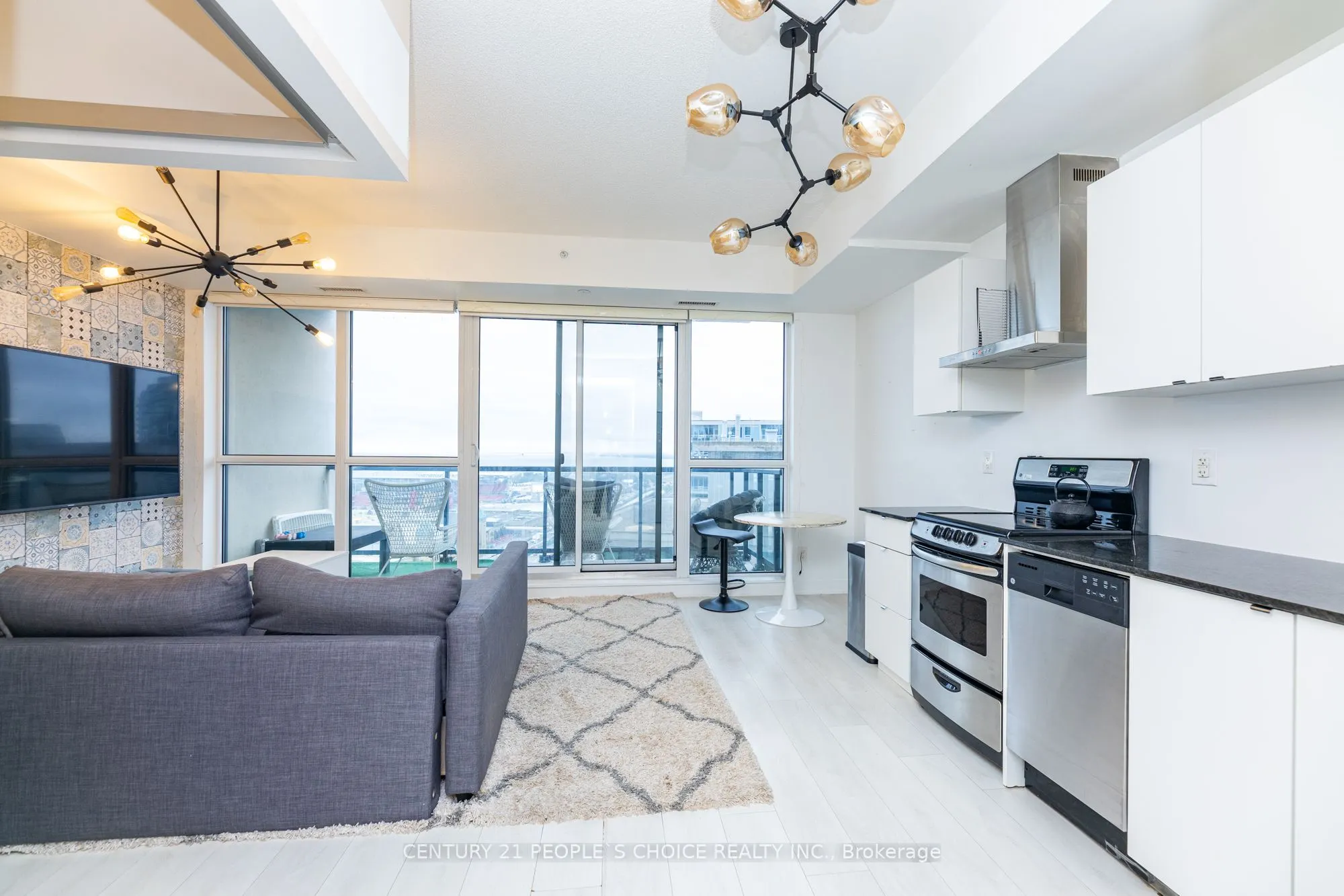 51 East Liberty Street, #2215