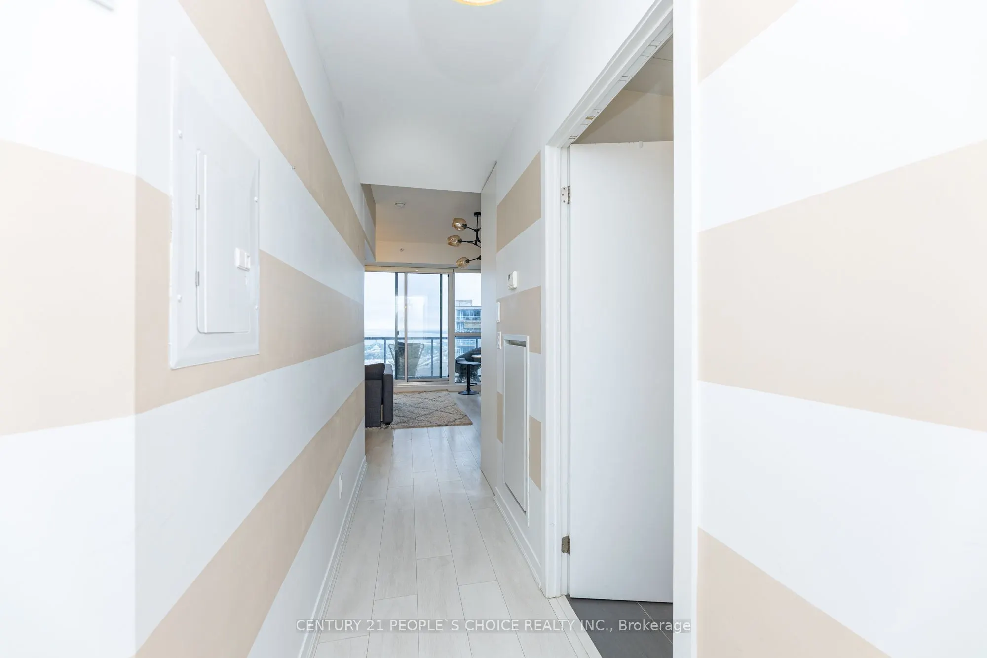 51 East Liberty Street, #2215