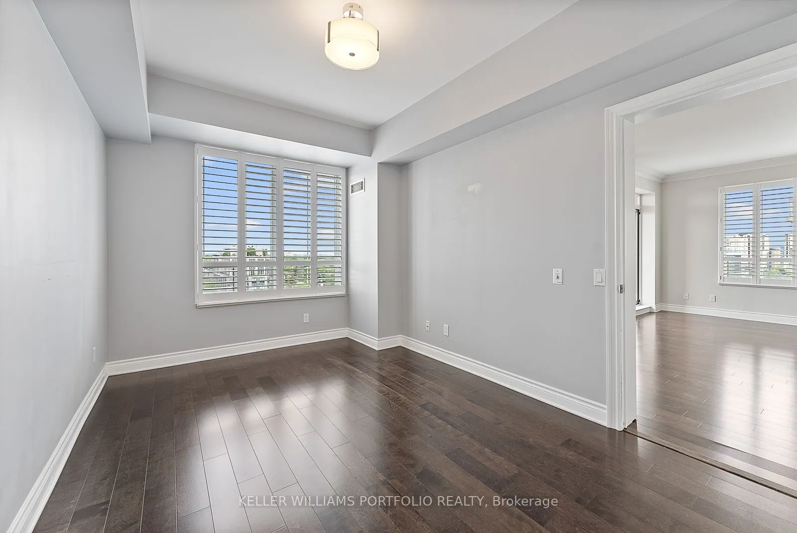 2 Clairtrell Road, #1210
