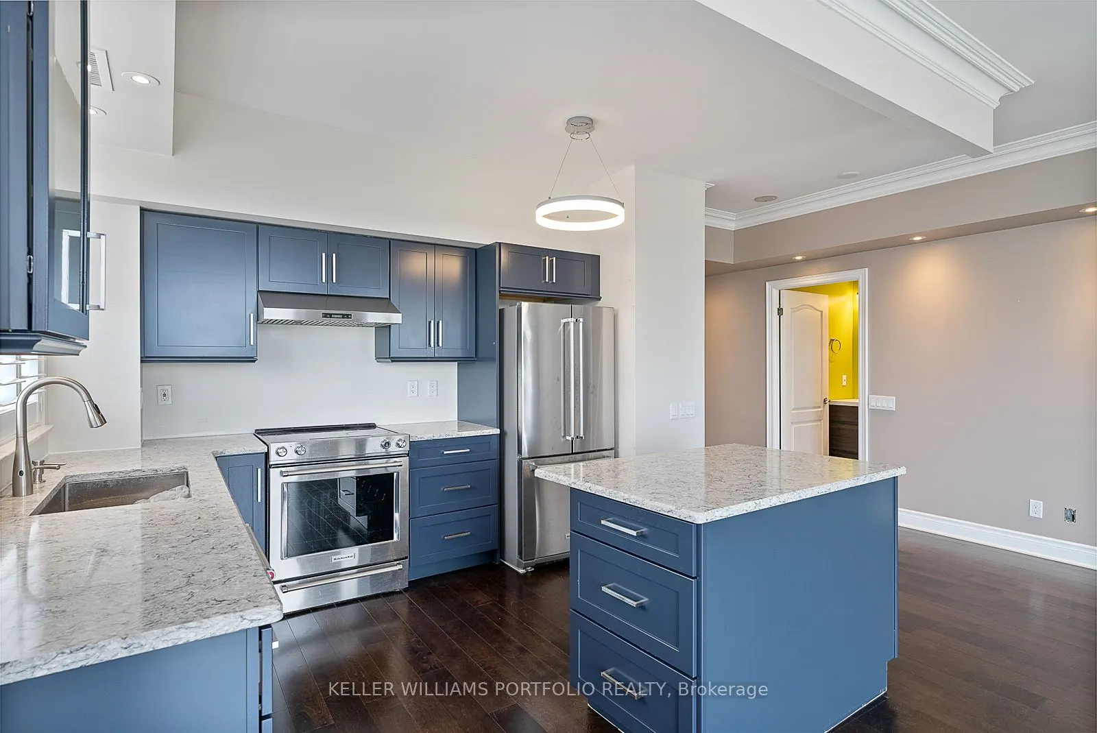 2 Clairtrell Road, #1210