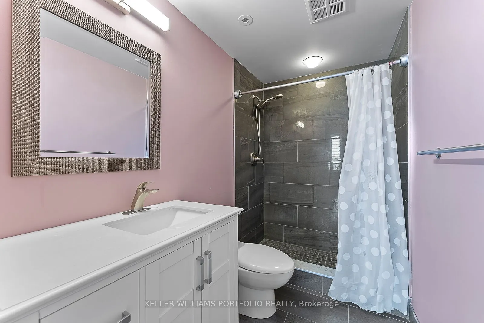 2 Clairtrell Road, #1210