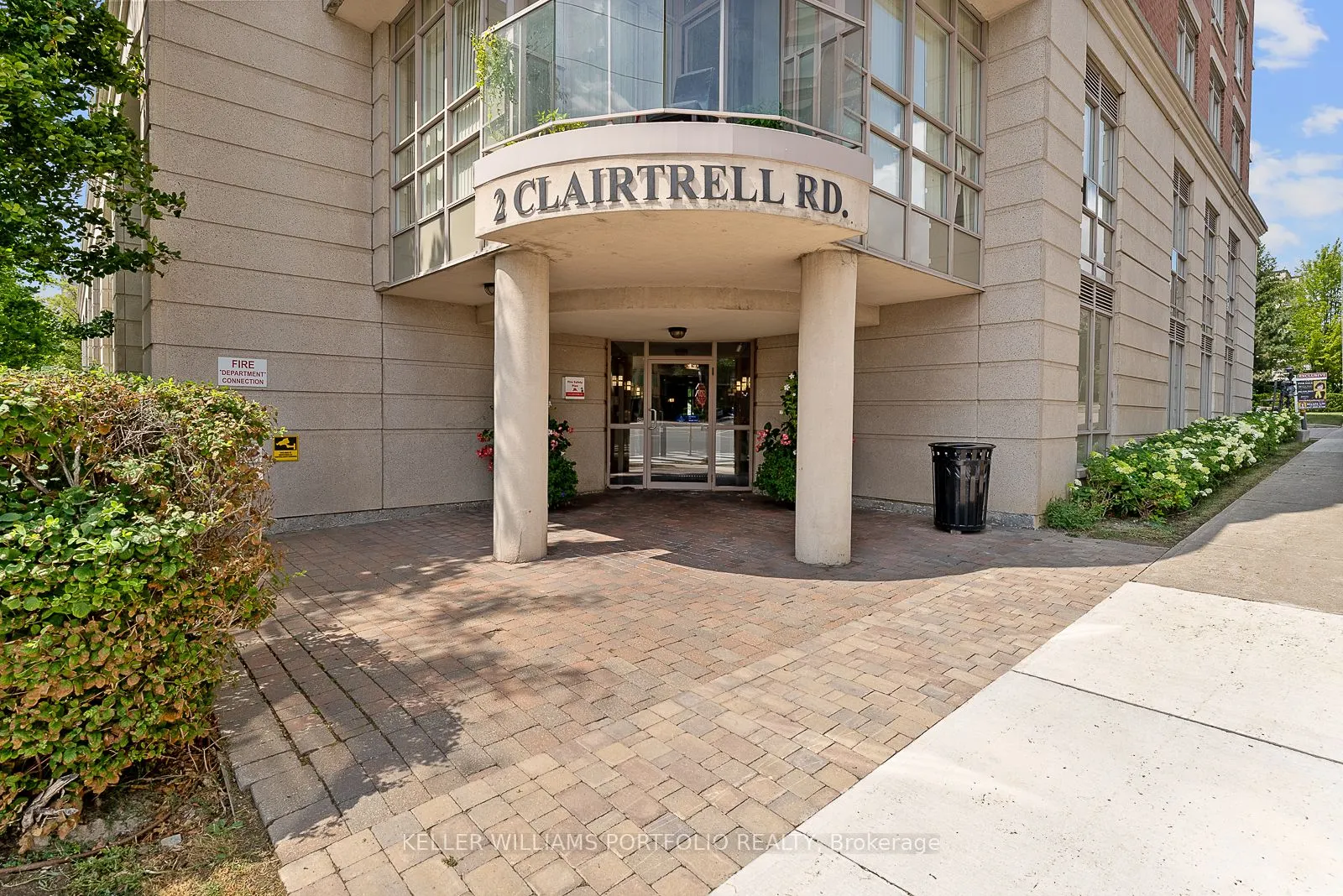 2 Clairtrell Road, #1210