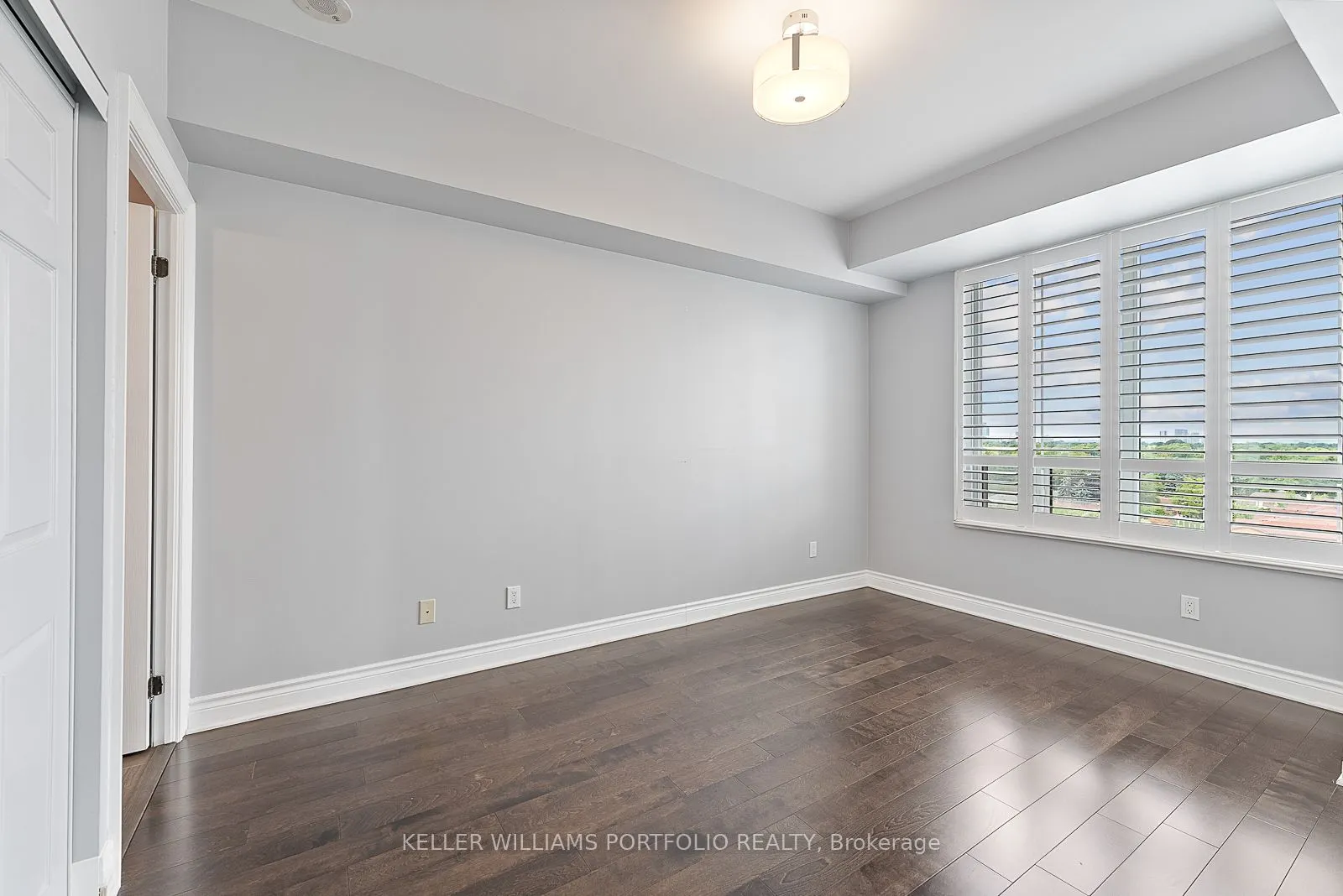 2 Clairtrell Road, #1210