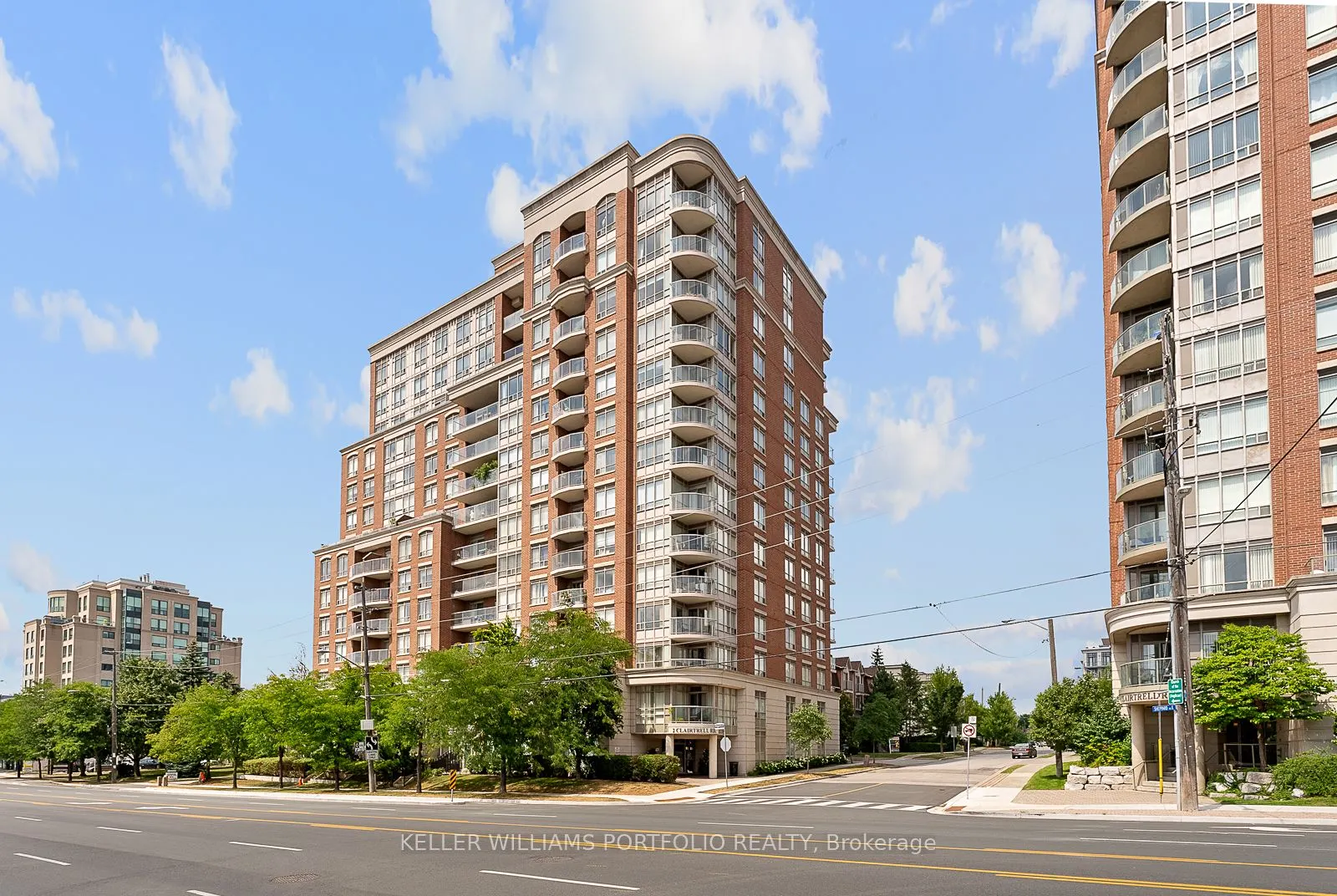 2 Clairtrell Road, #1210