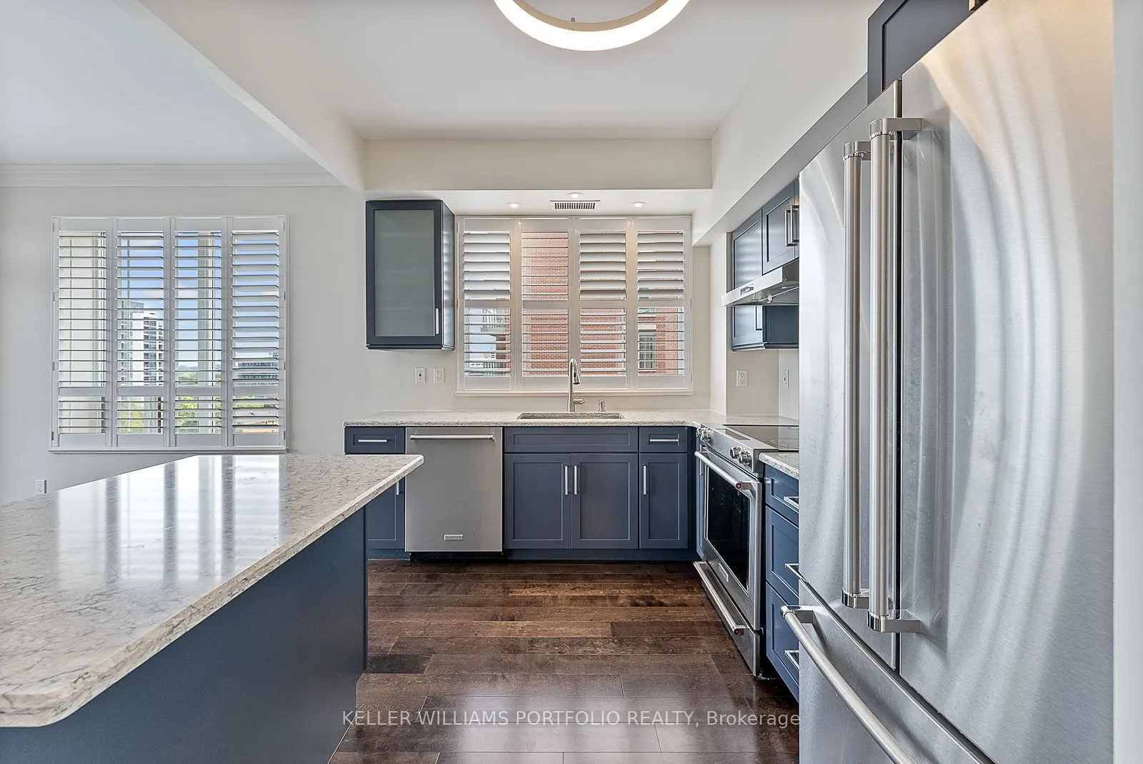 2 Clairtrell Road, #1210