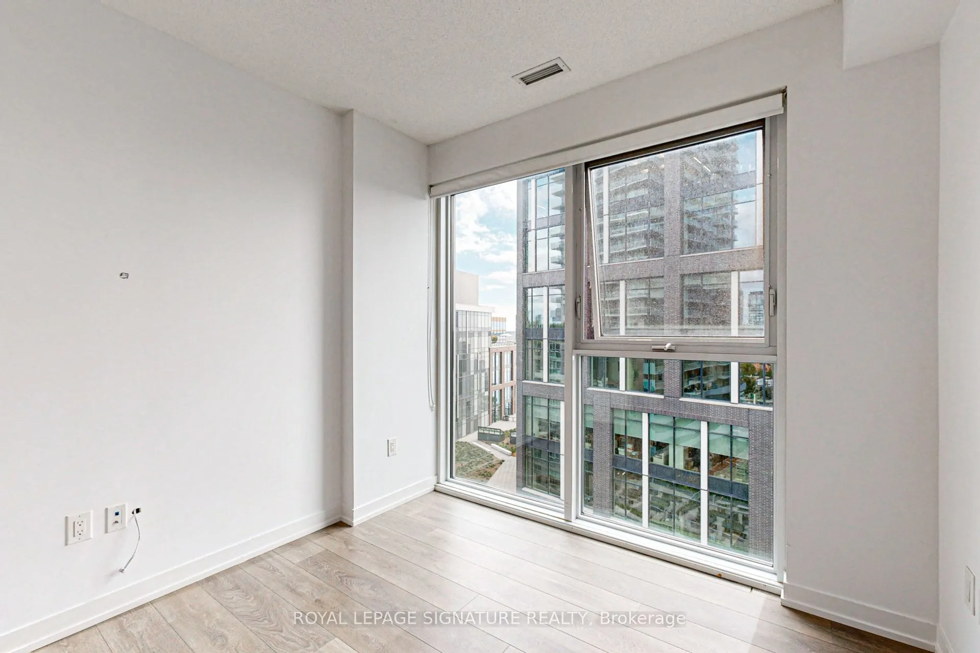 15 Lower Jarvis Street, #1103