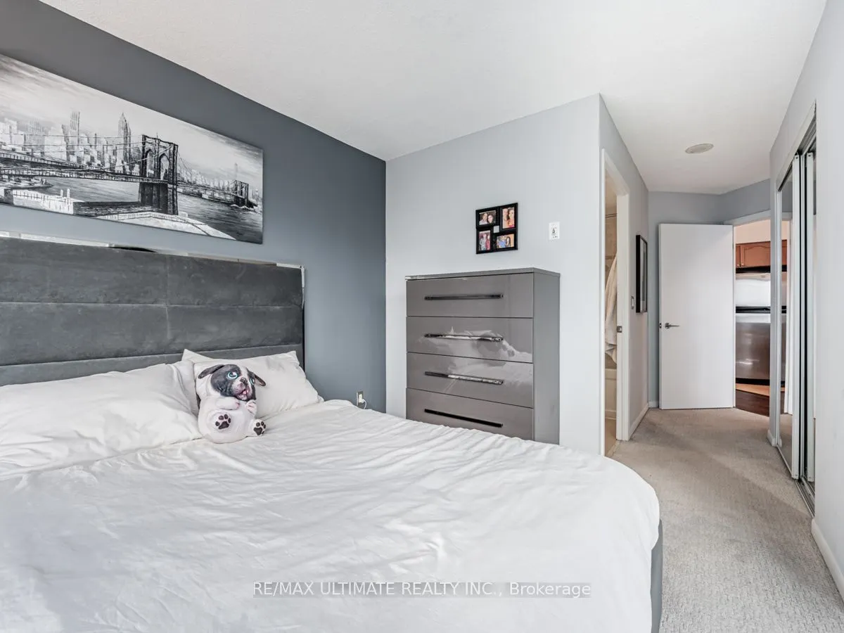 231 Fort York Boulevard, #1911