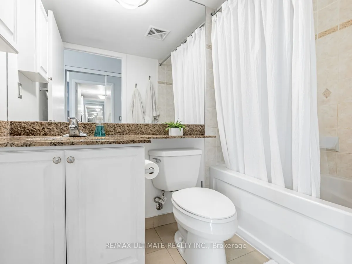 231 Fort York Boulevard, #1911