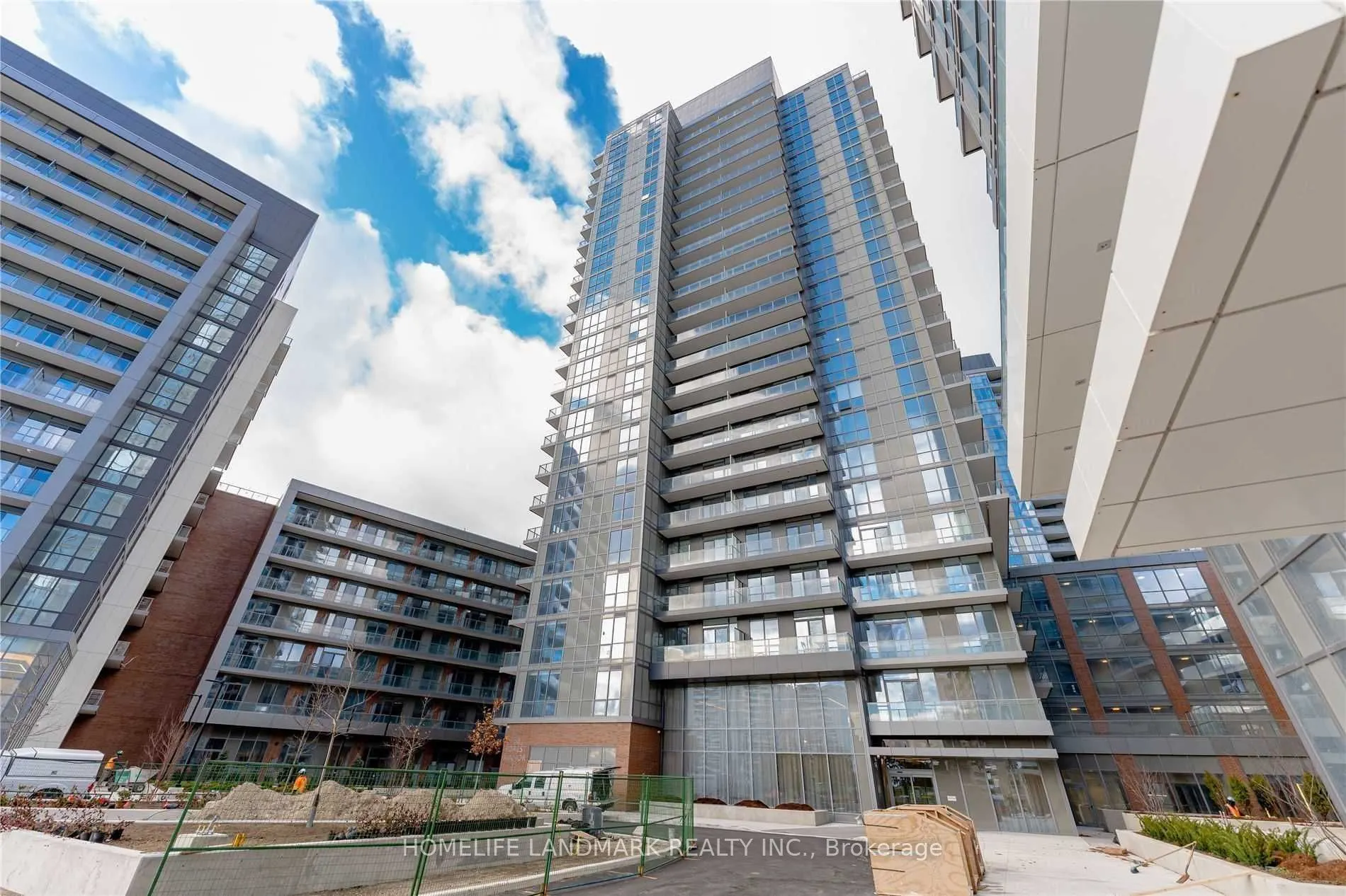 38 Forest Manor Road, #411