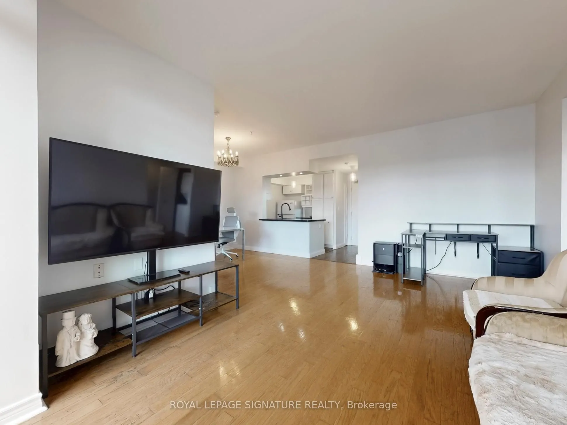 1750 Bayview Avenue, #310