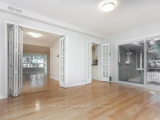 21 Addison Crescent