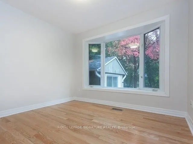 21 Addison Crescent