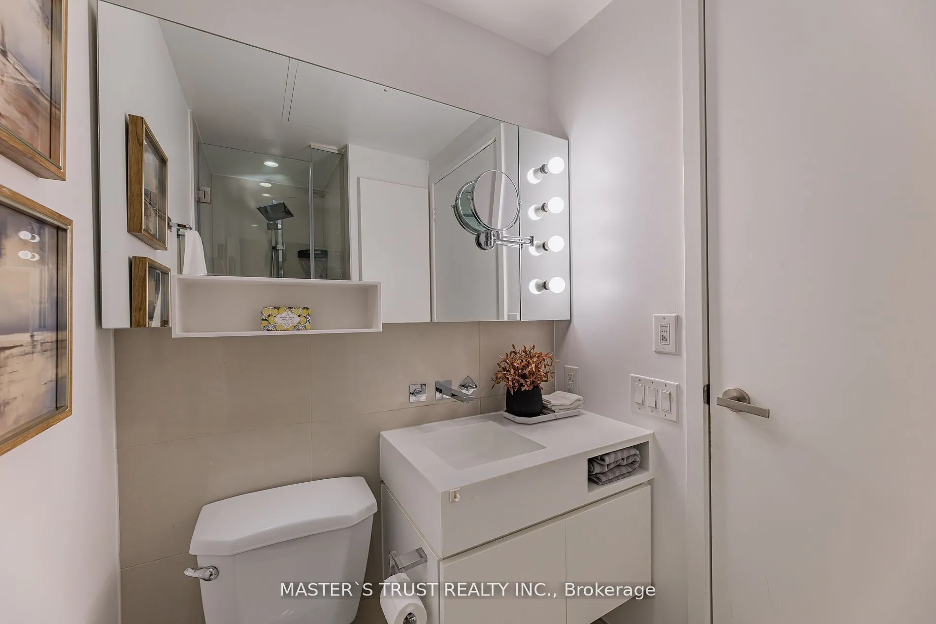 45 Charles Street E, #2808