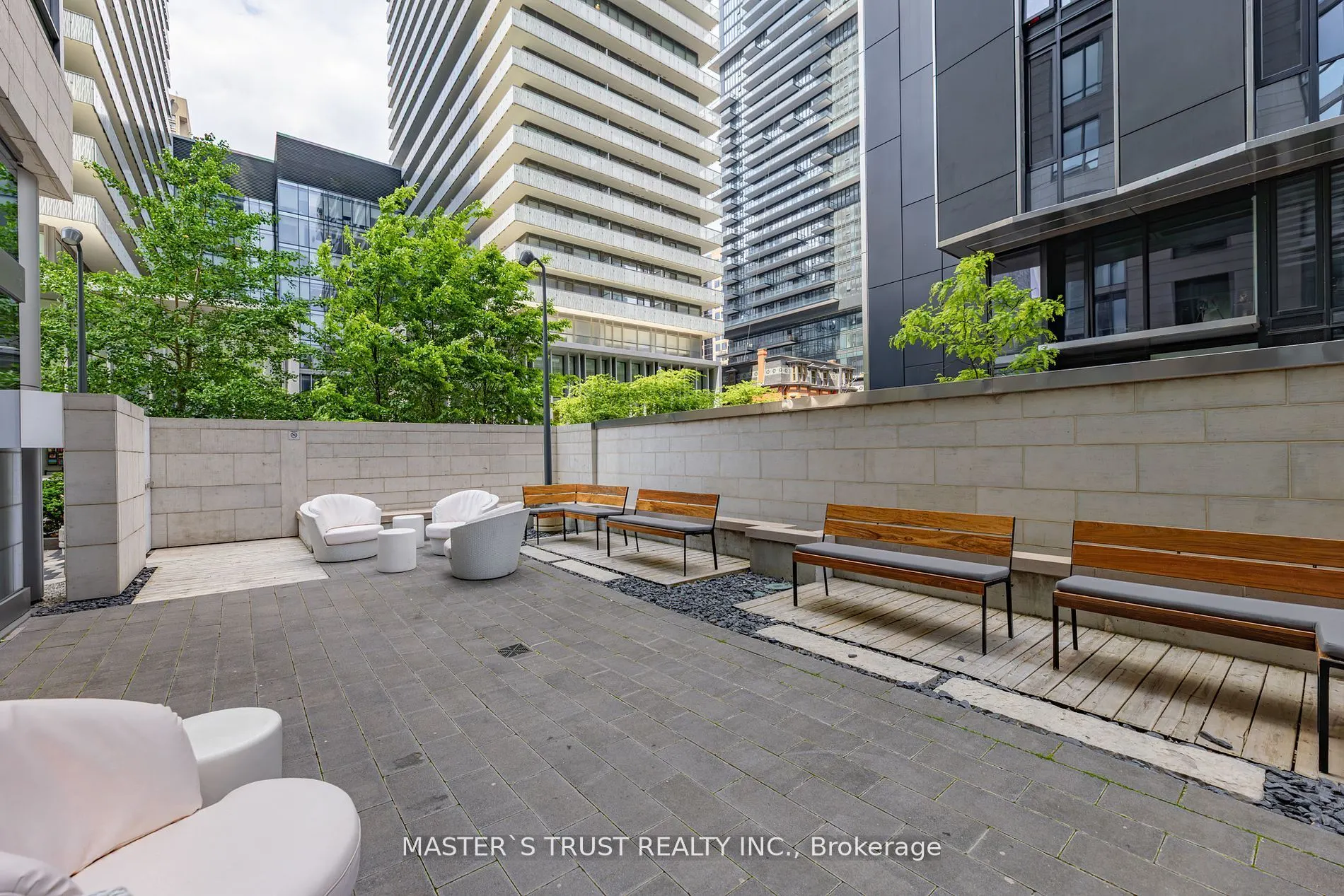 45 Charles Street E, #2808