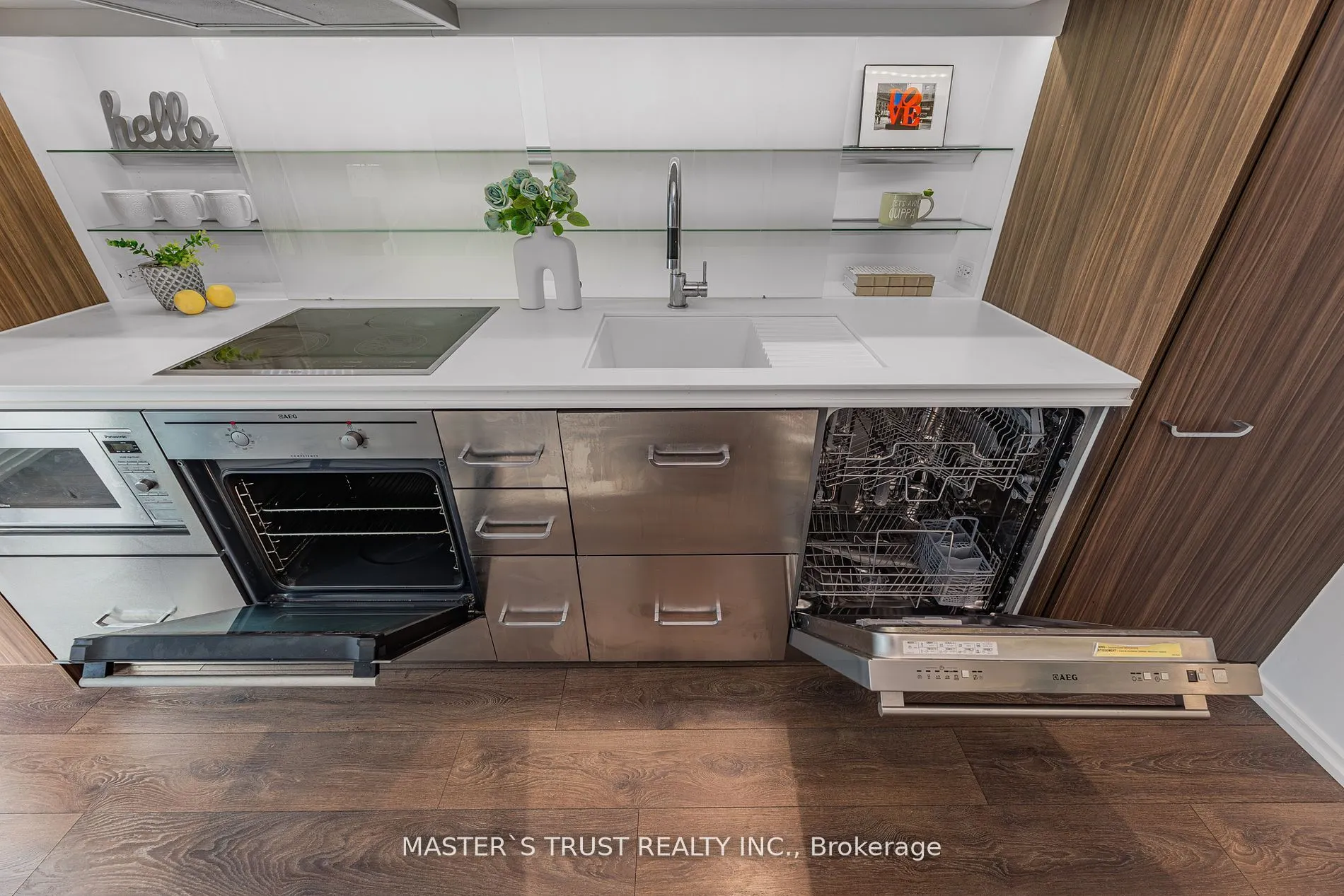 45 Charles Street E, #2808