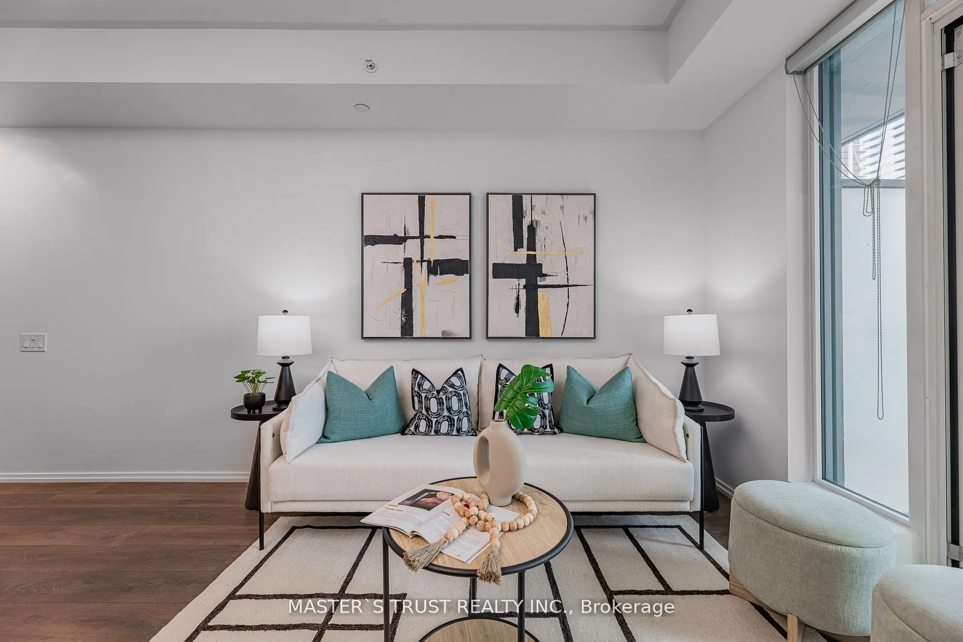 45 Charles Street E, #2808