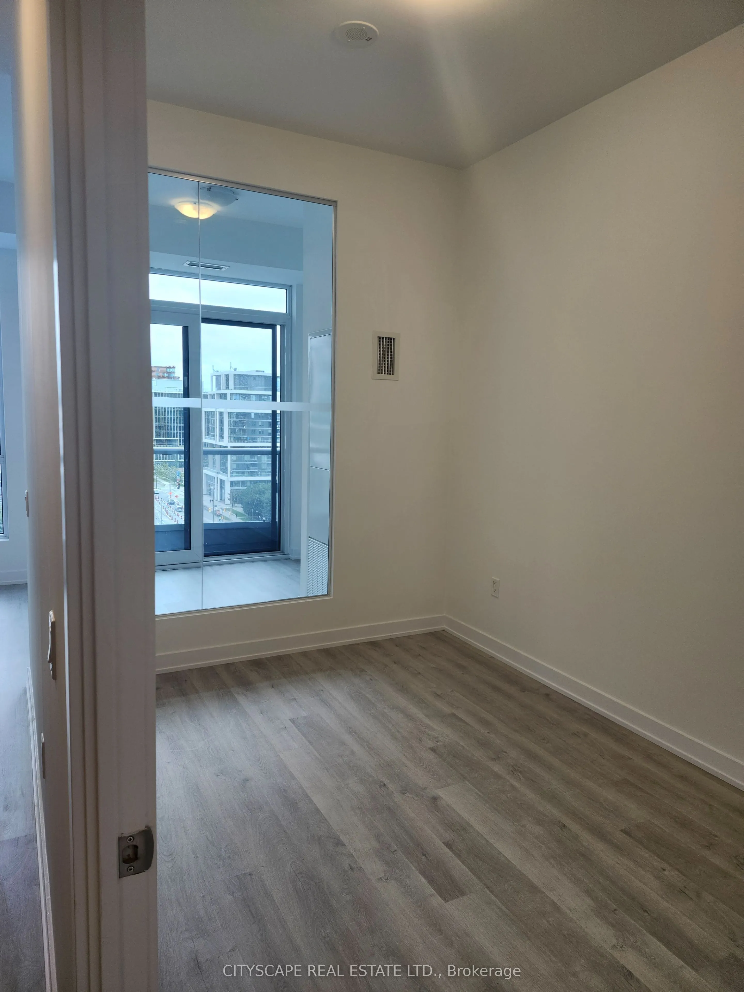 15 Richardson Street, #1111