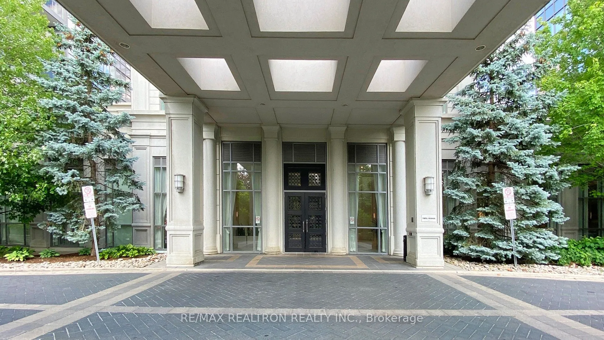 15 Greenview Avenue, #2413