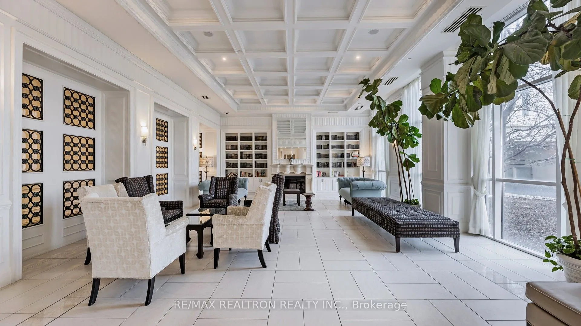 15 Greenview Avenue, #2413
