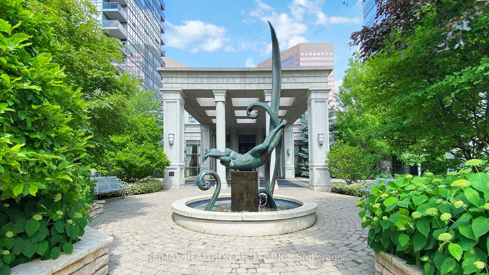 15 Greenview Avenue, #2413