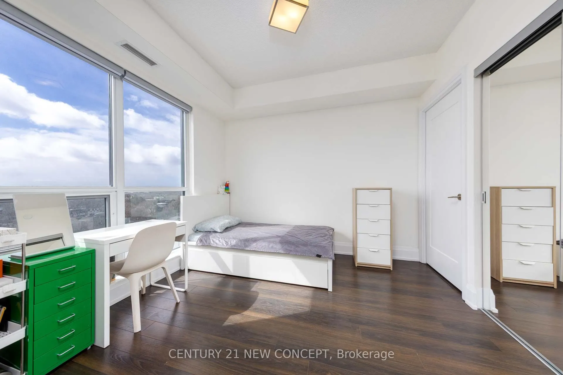 120 Harrison Gardens Boulevard, #1306