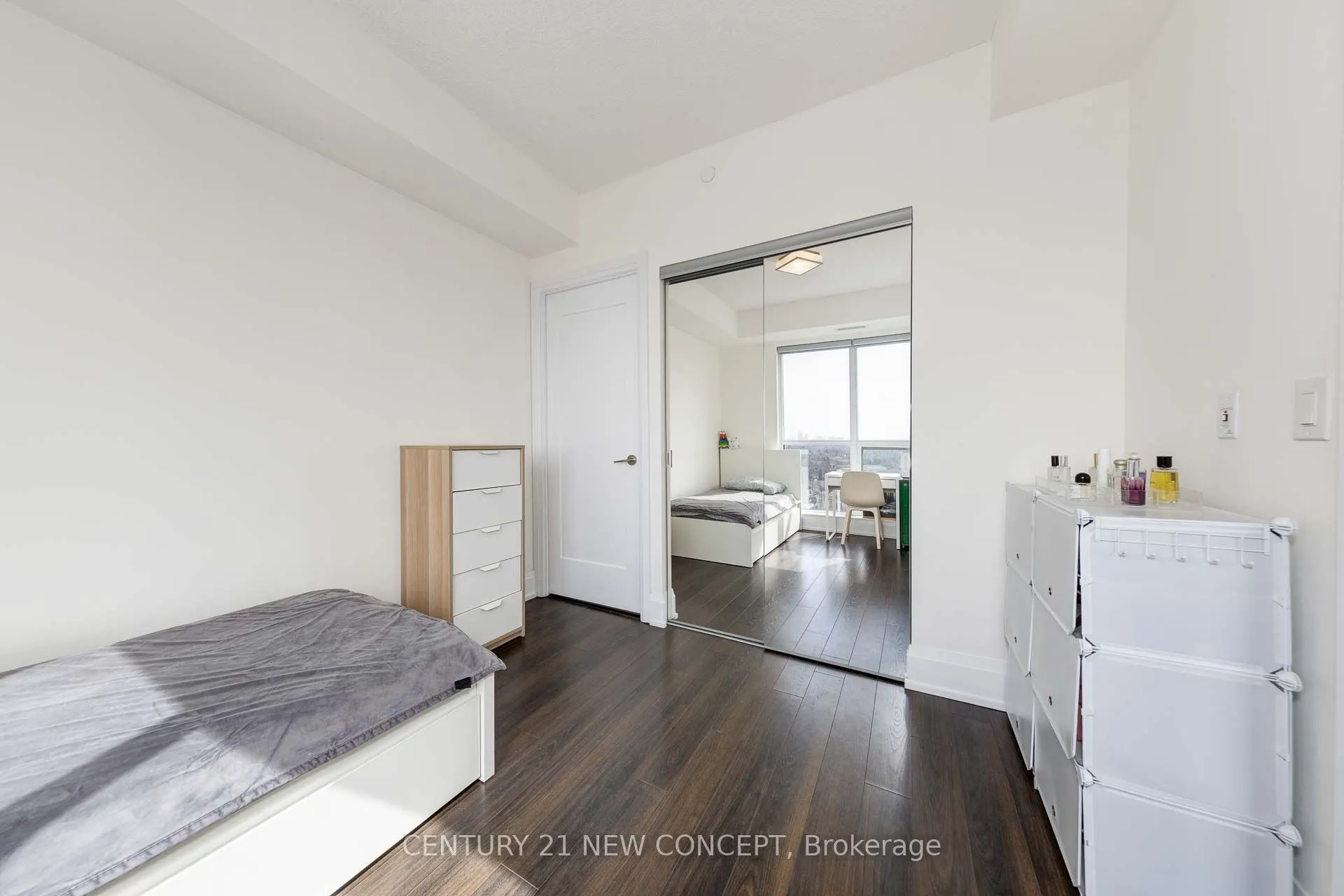 120 Harrison Gardens Boulevard, #1306