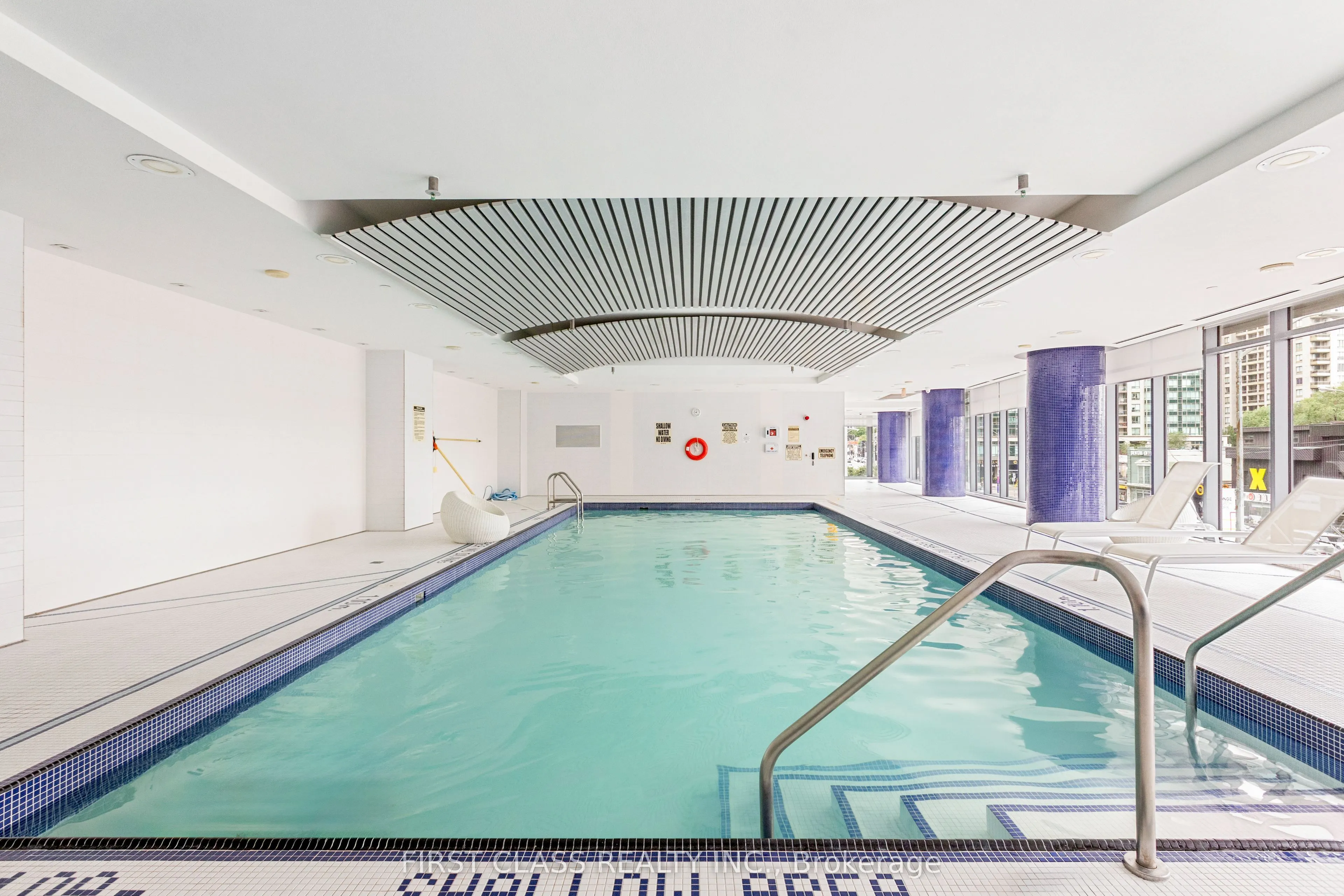 5168 Yonge Street, #605