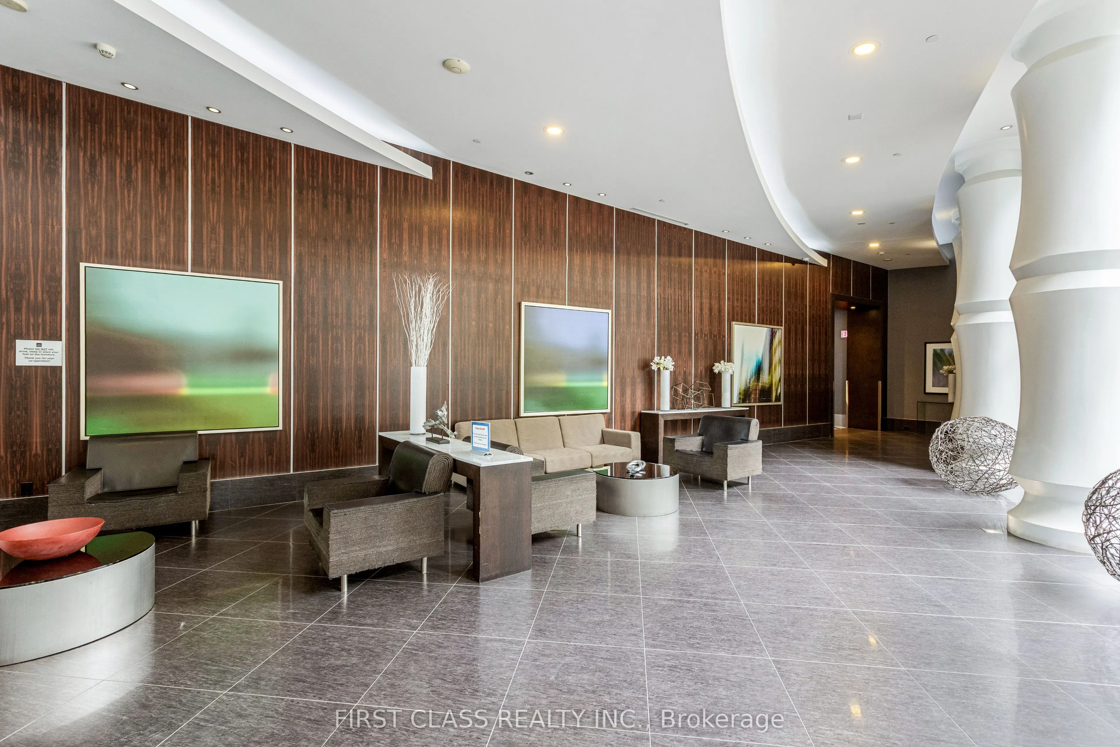 5168 Yonge Street, #605