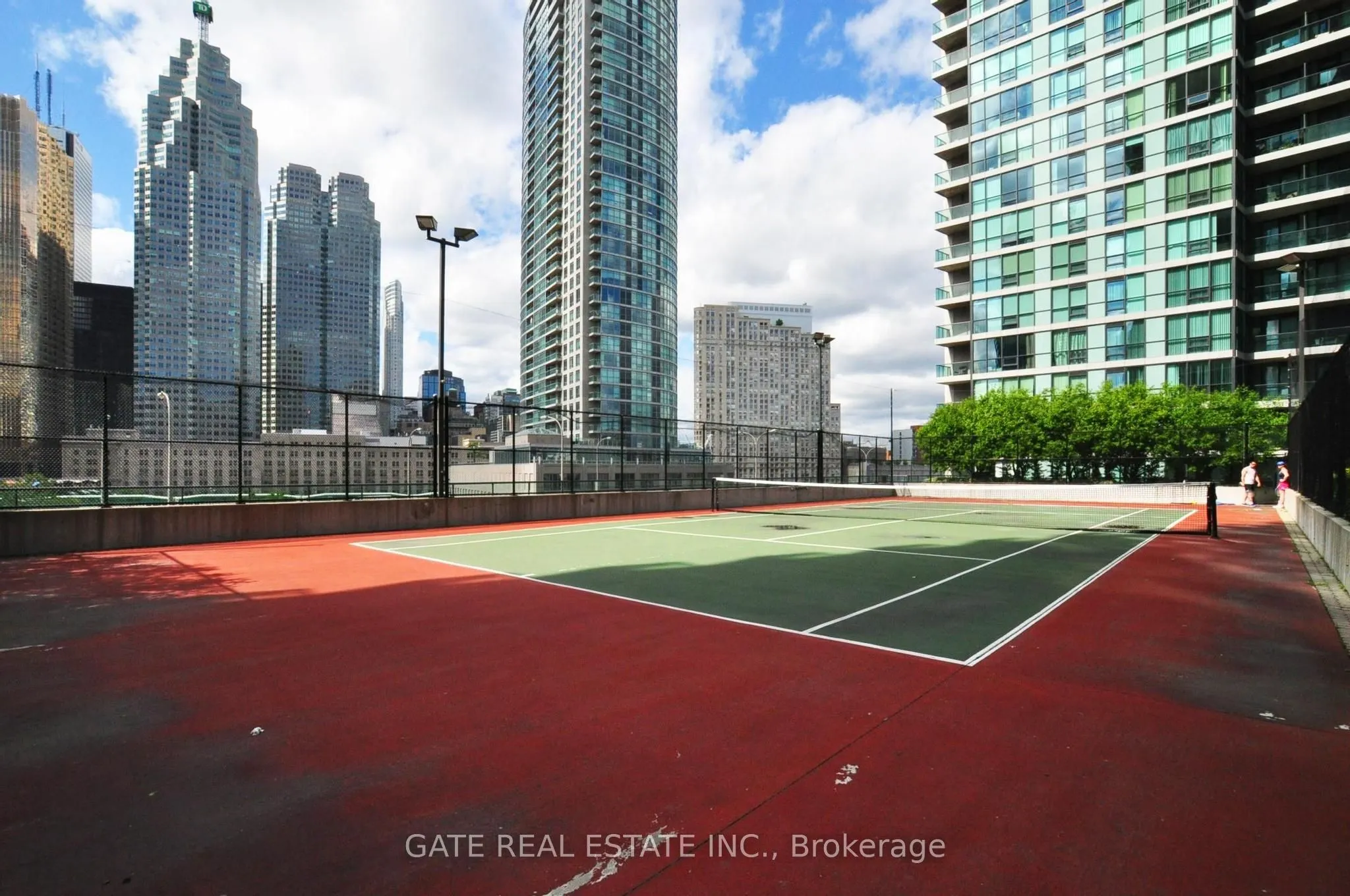 18 Harbour Street, #1410