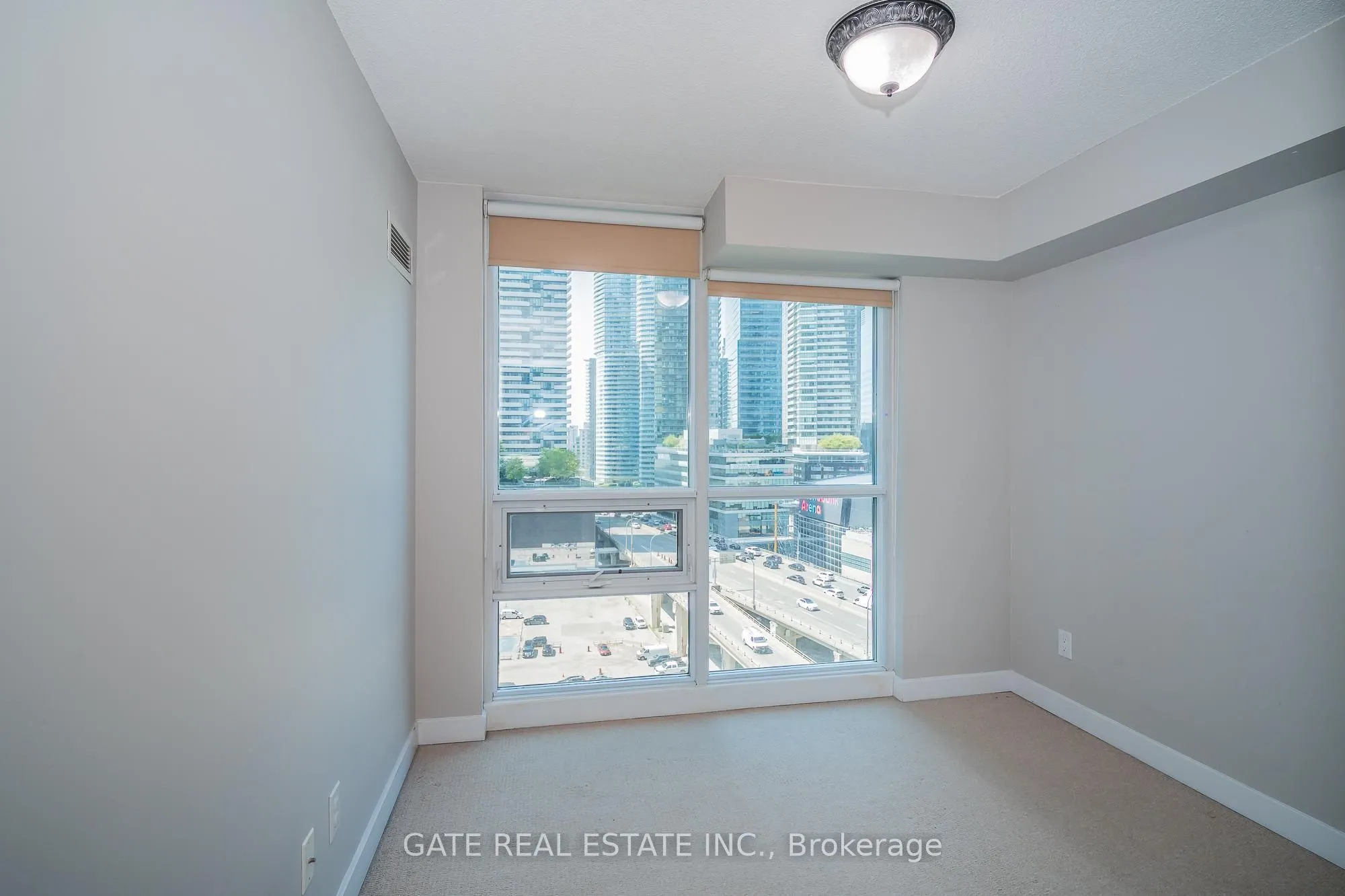 18 Harbour Street, #1410