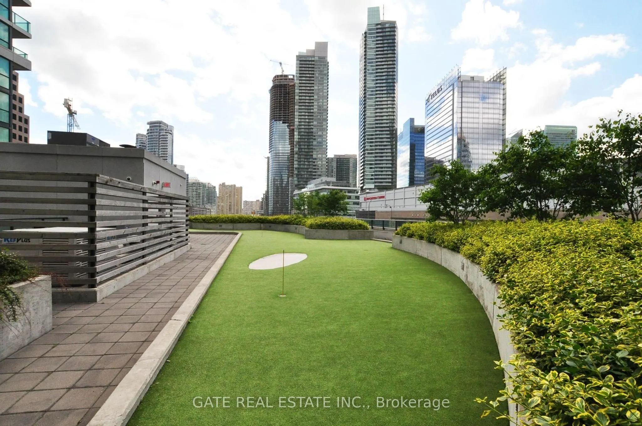 18 Harbour Street, #1410