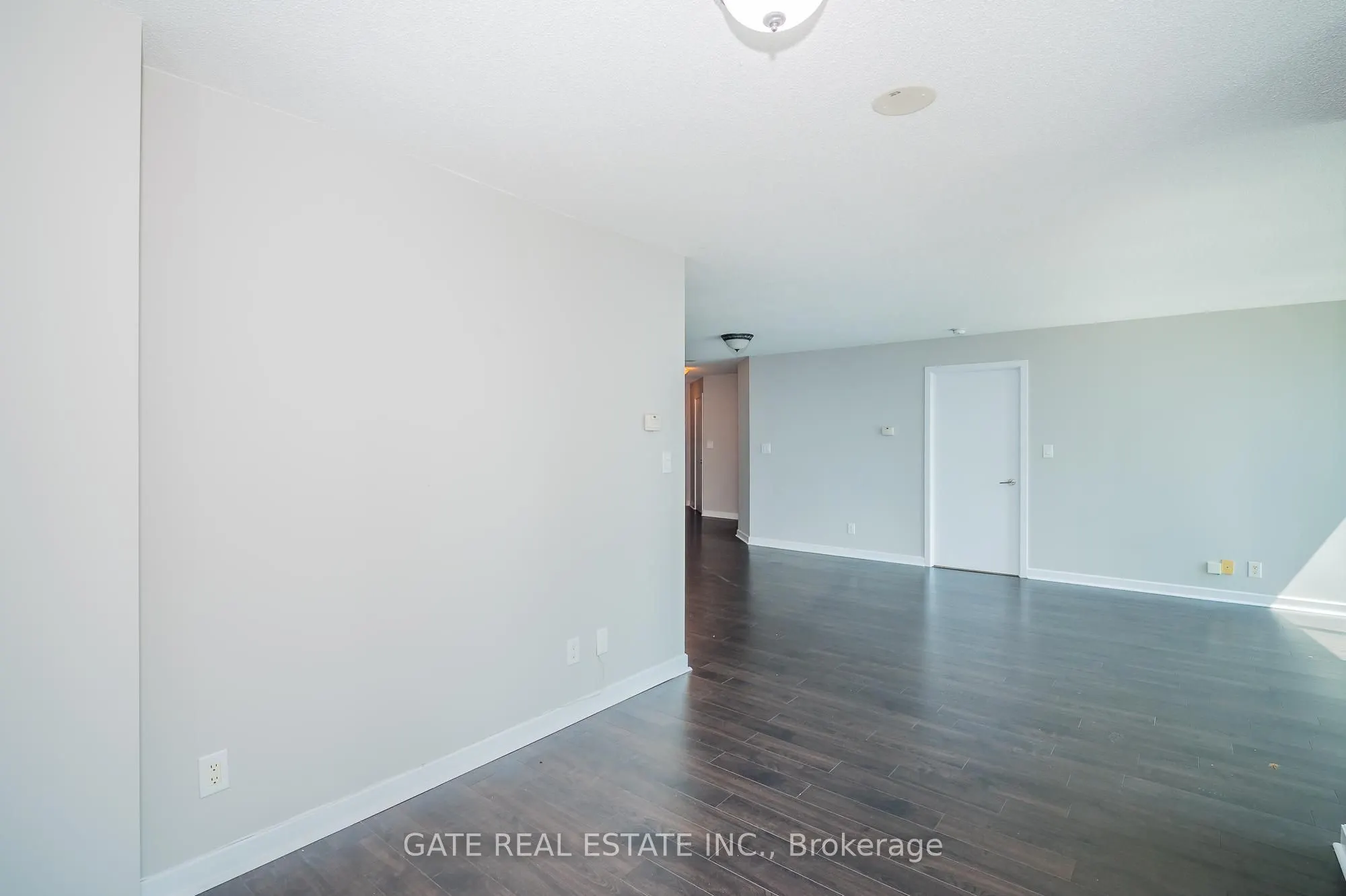 18 Harbour Street, #1410