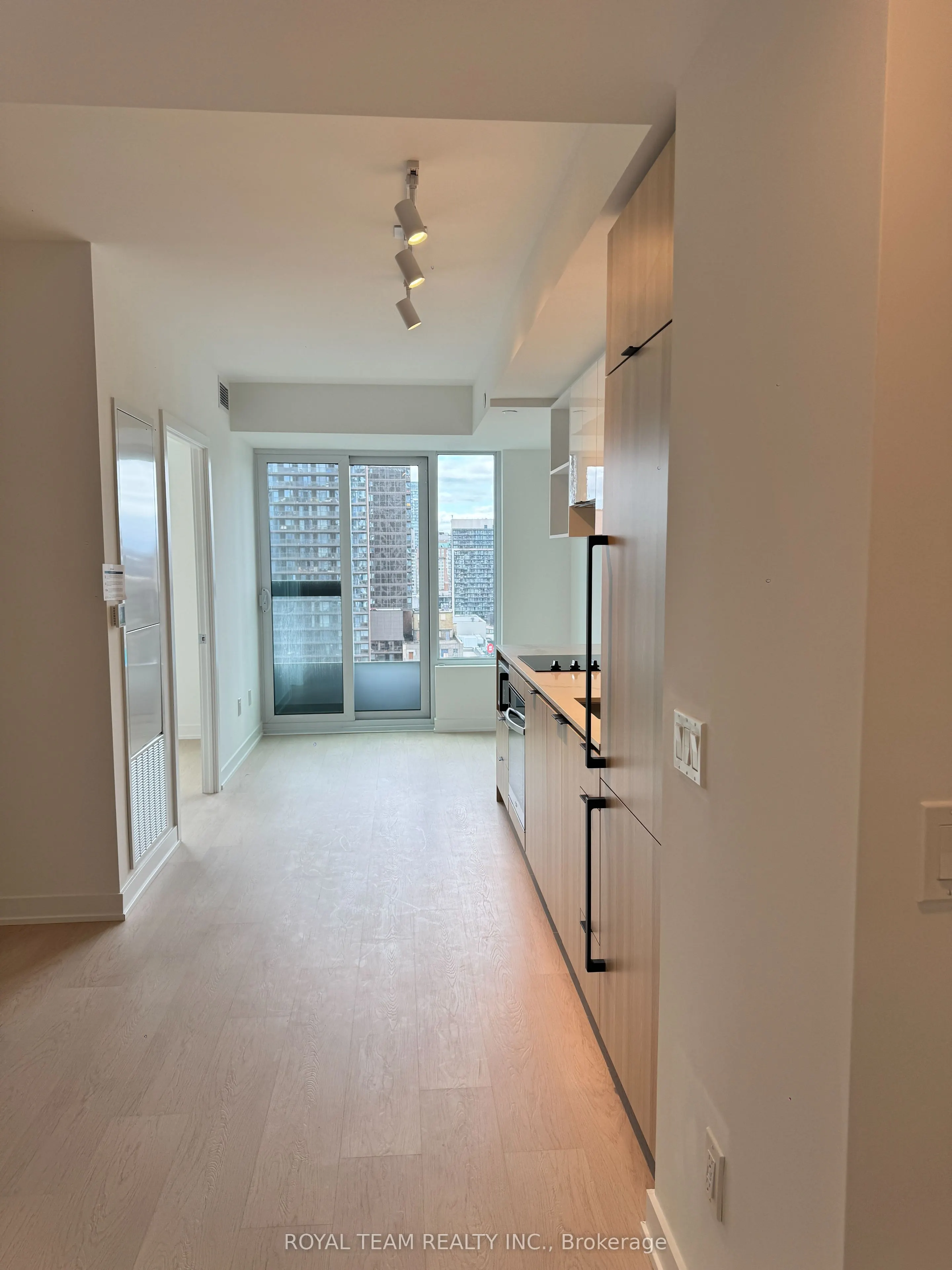 252 Church Street, #2701