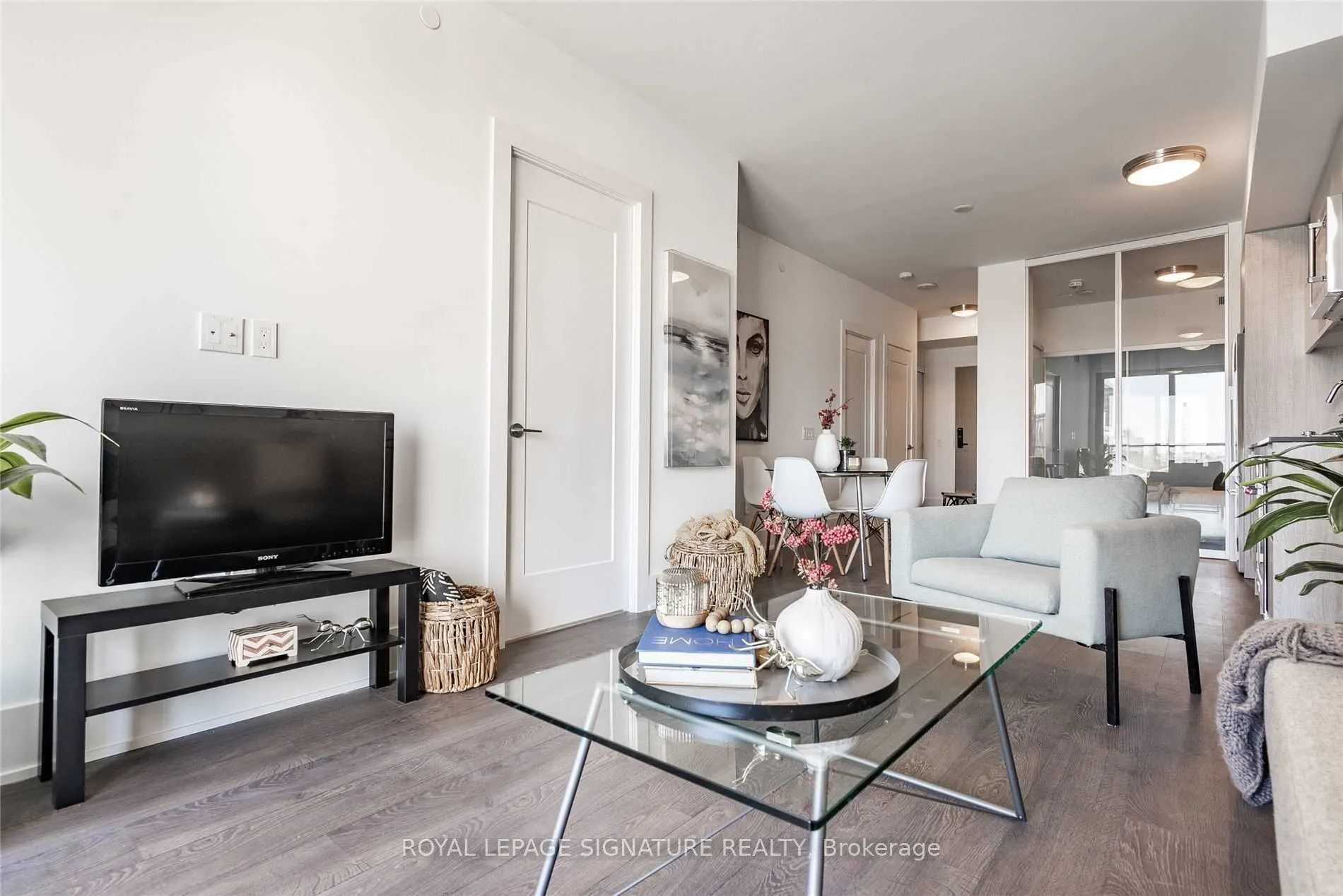 118 Merchants Wharf Way, #618