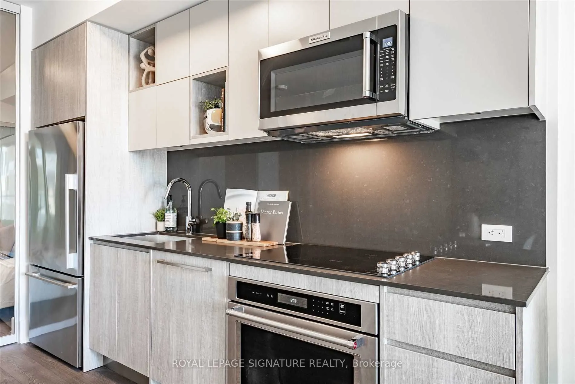 118 Merchants Wharf Way, #618