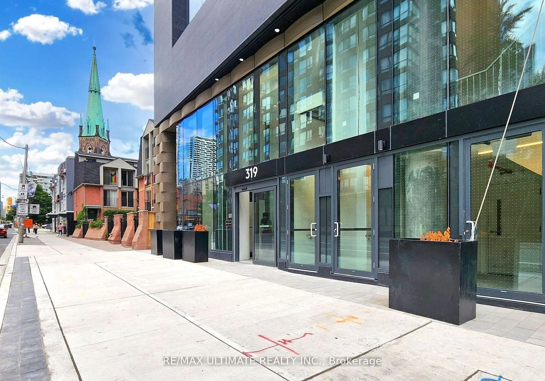 319 Jarvis Street, #11