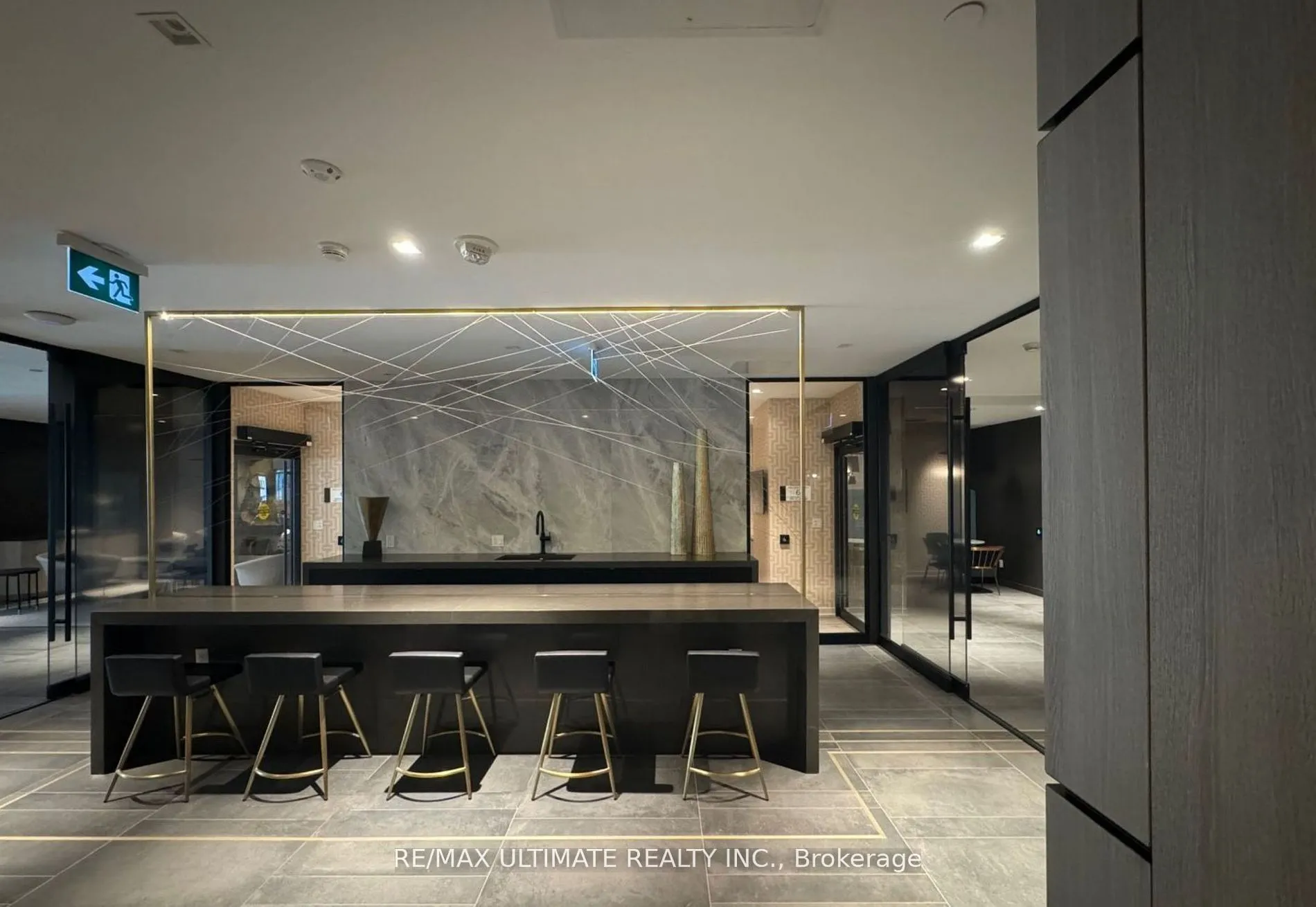319 Jarvis Street, #11