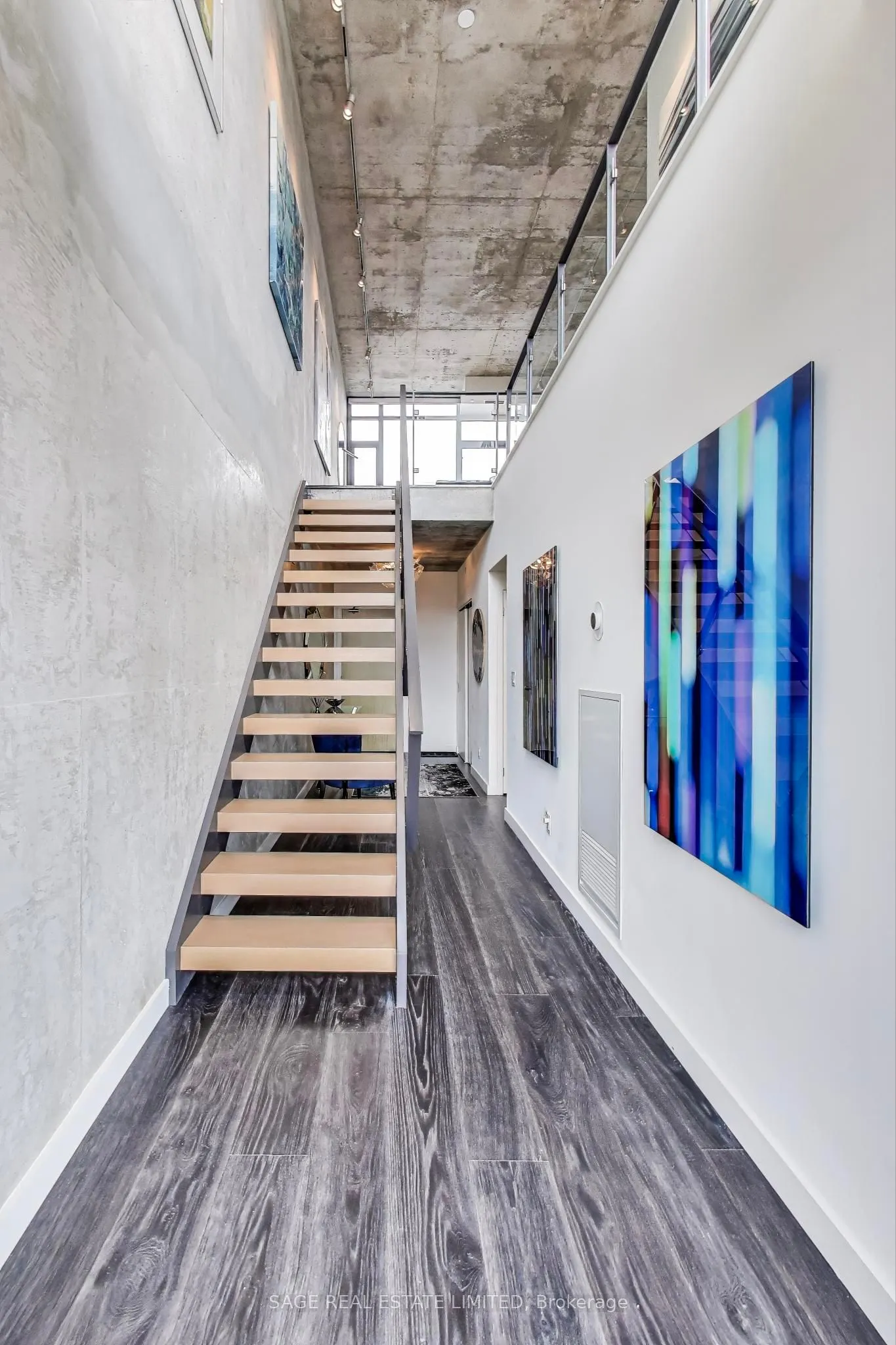111 Bathurst Street N, #1606