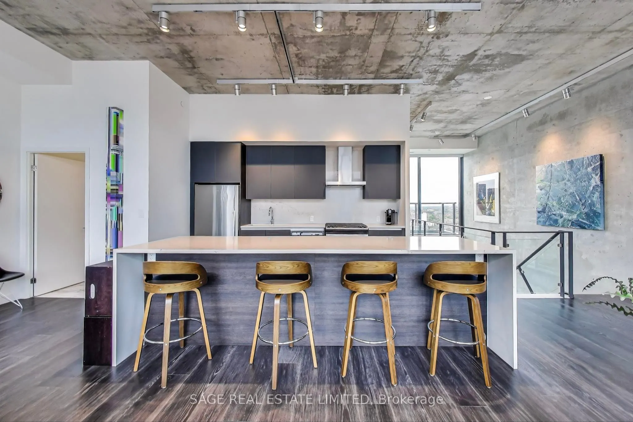 111 Bathurst Street N, #1606