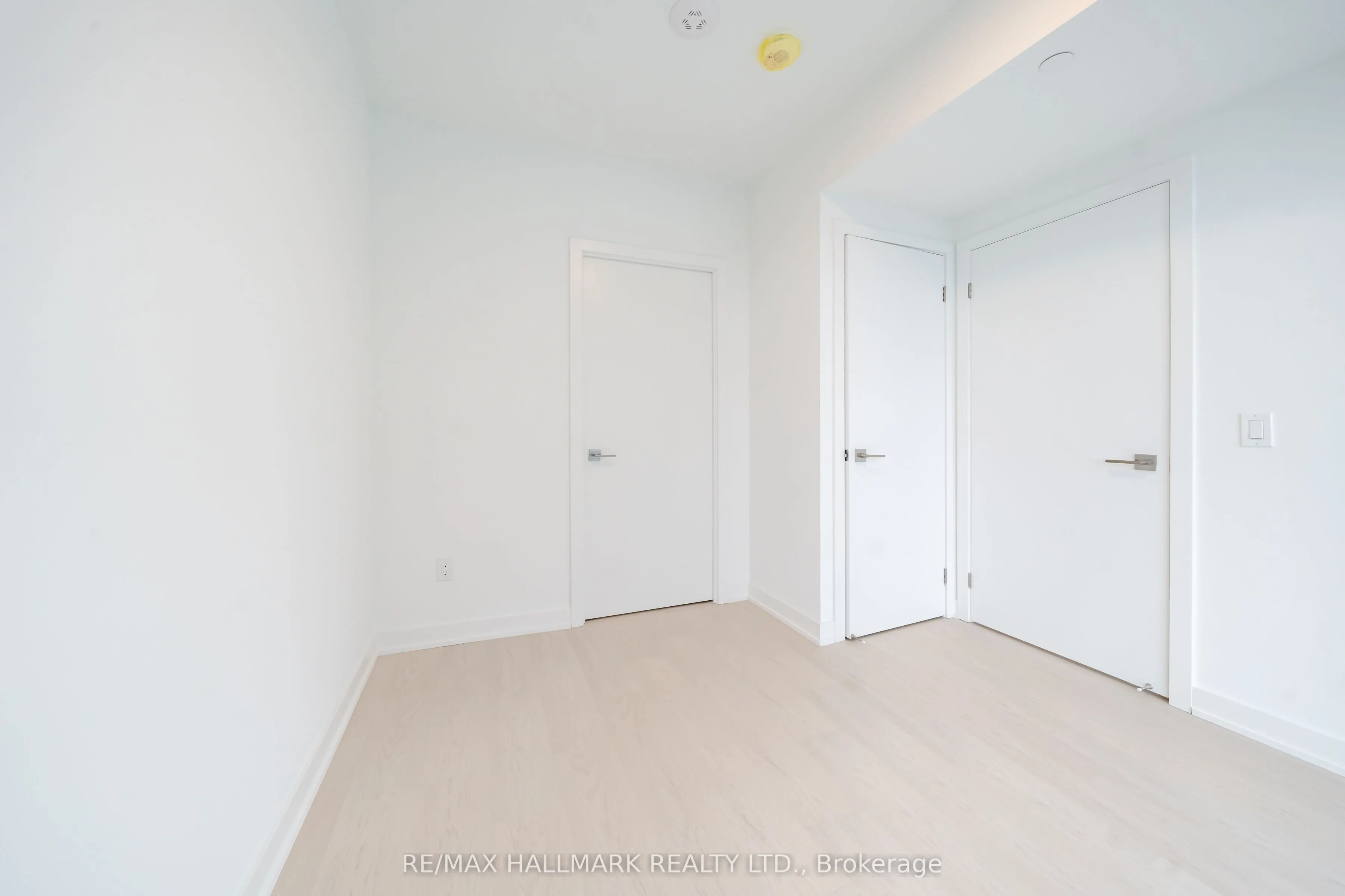 252 Church Street, #5709