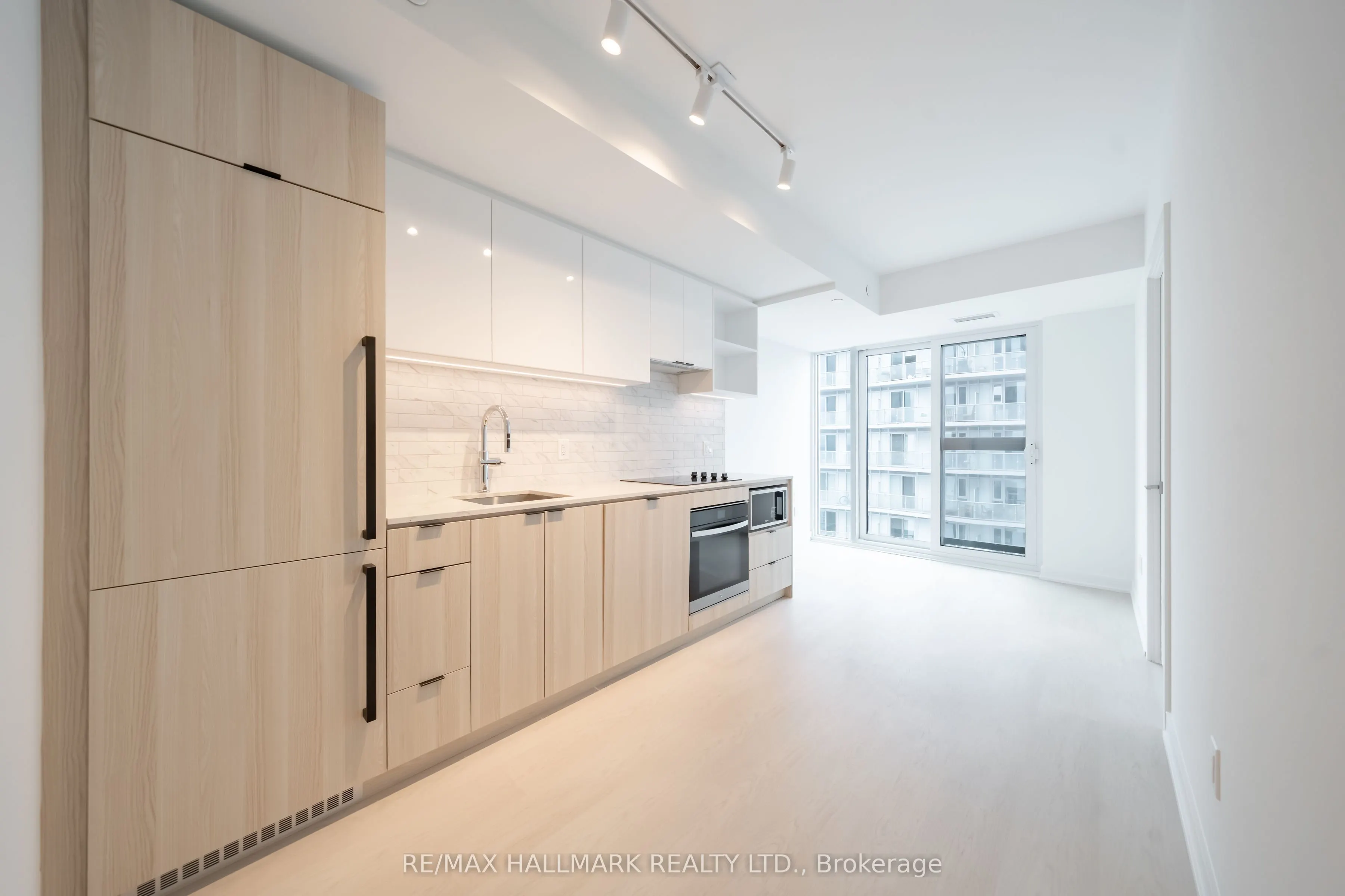 252 Church Street, #5709