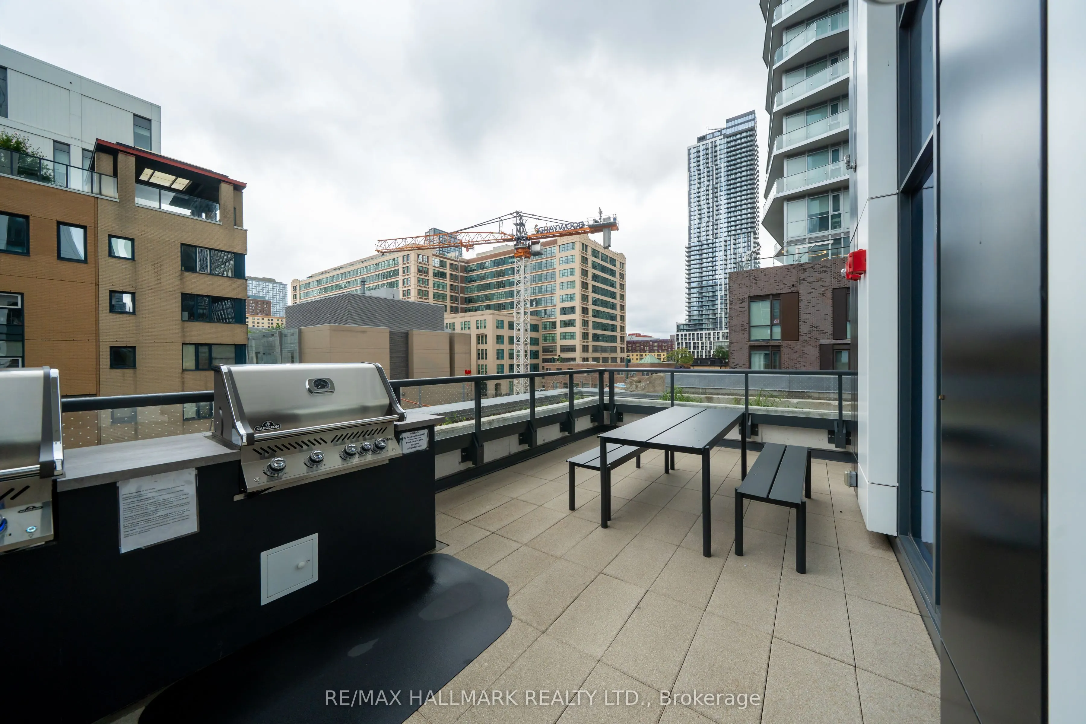 252 Church Street, #5709