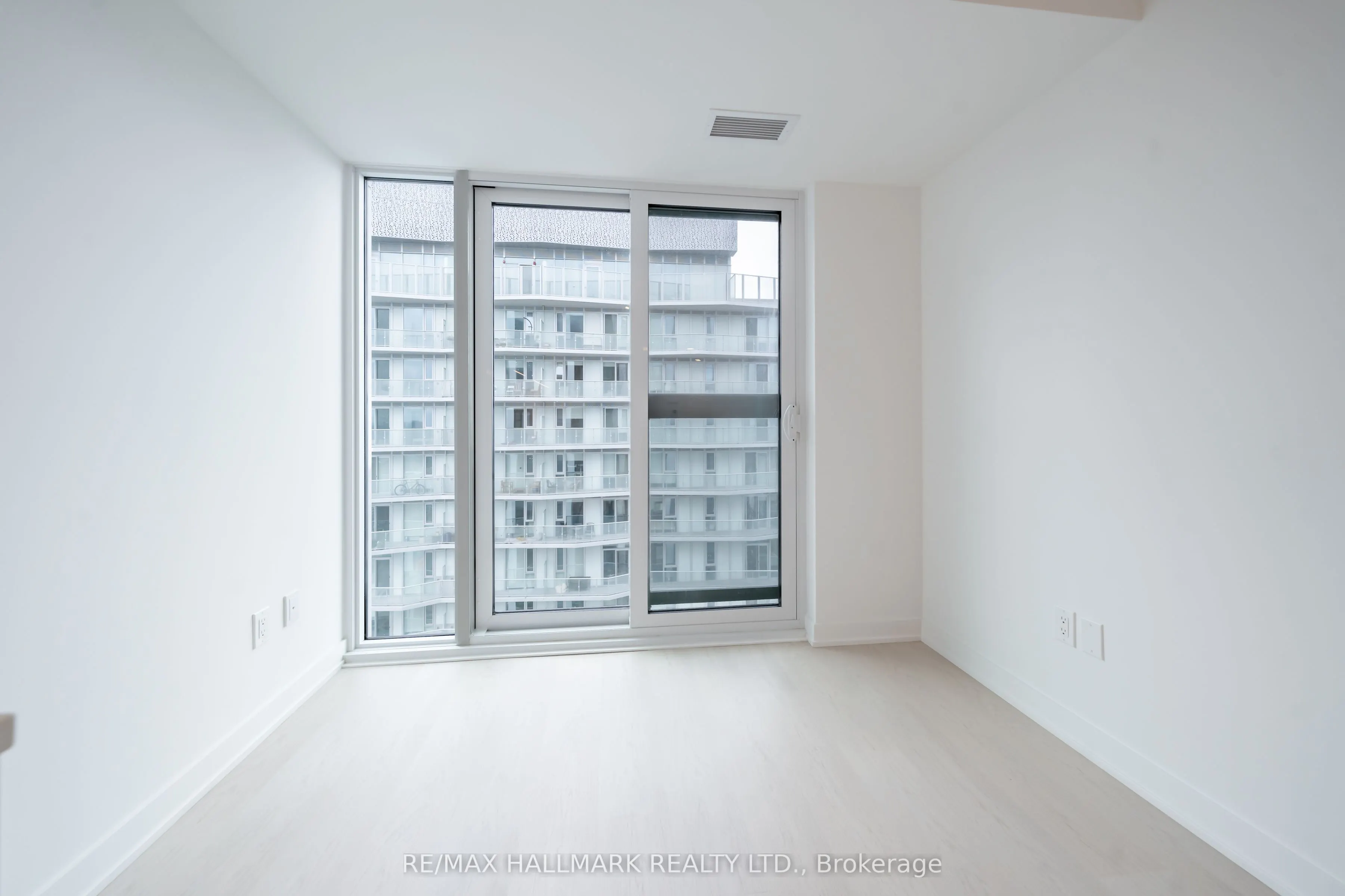 252 Church Street, #5709