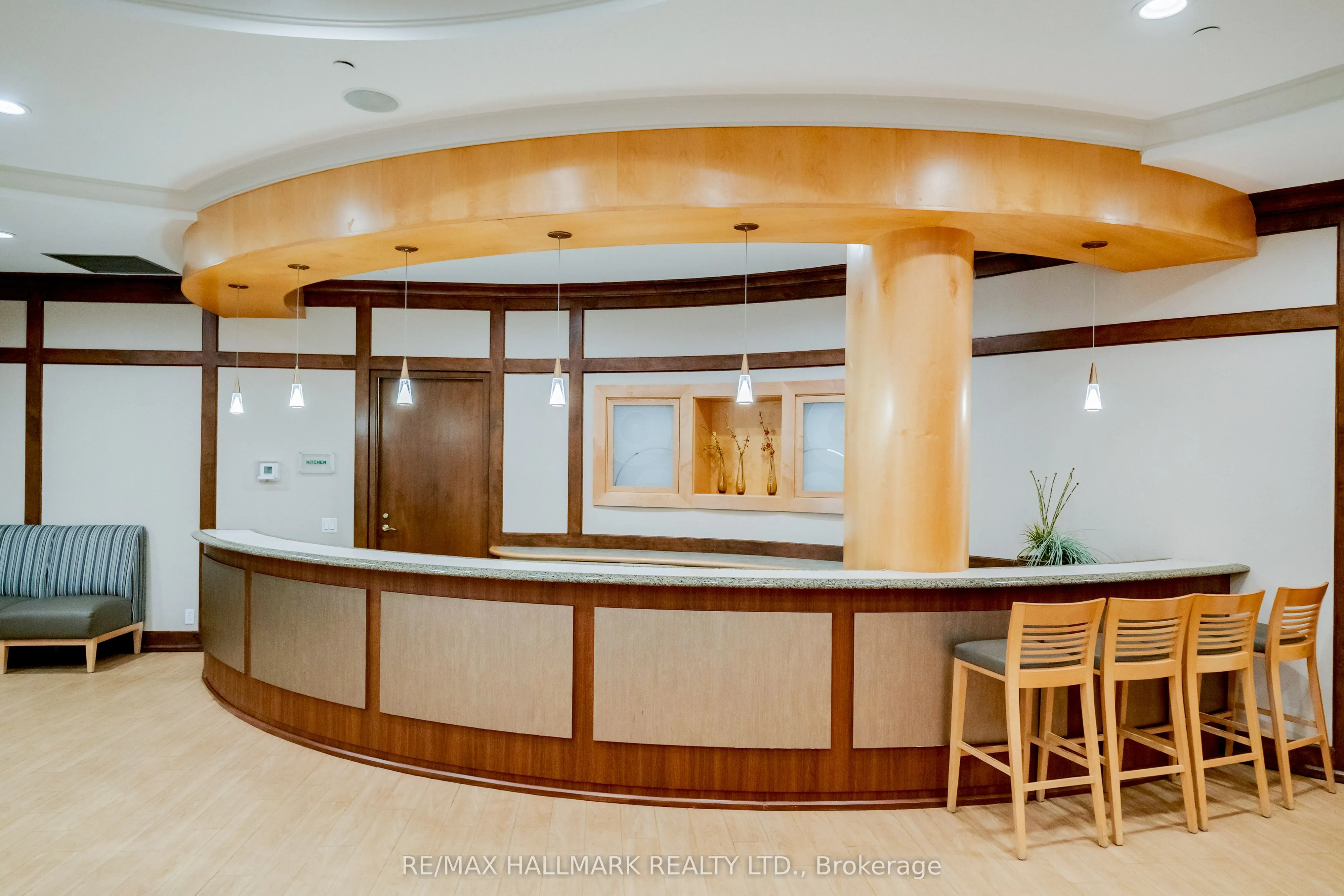 78 Harrison Garden Boulevard, #1514