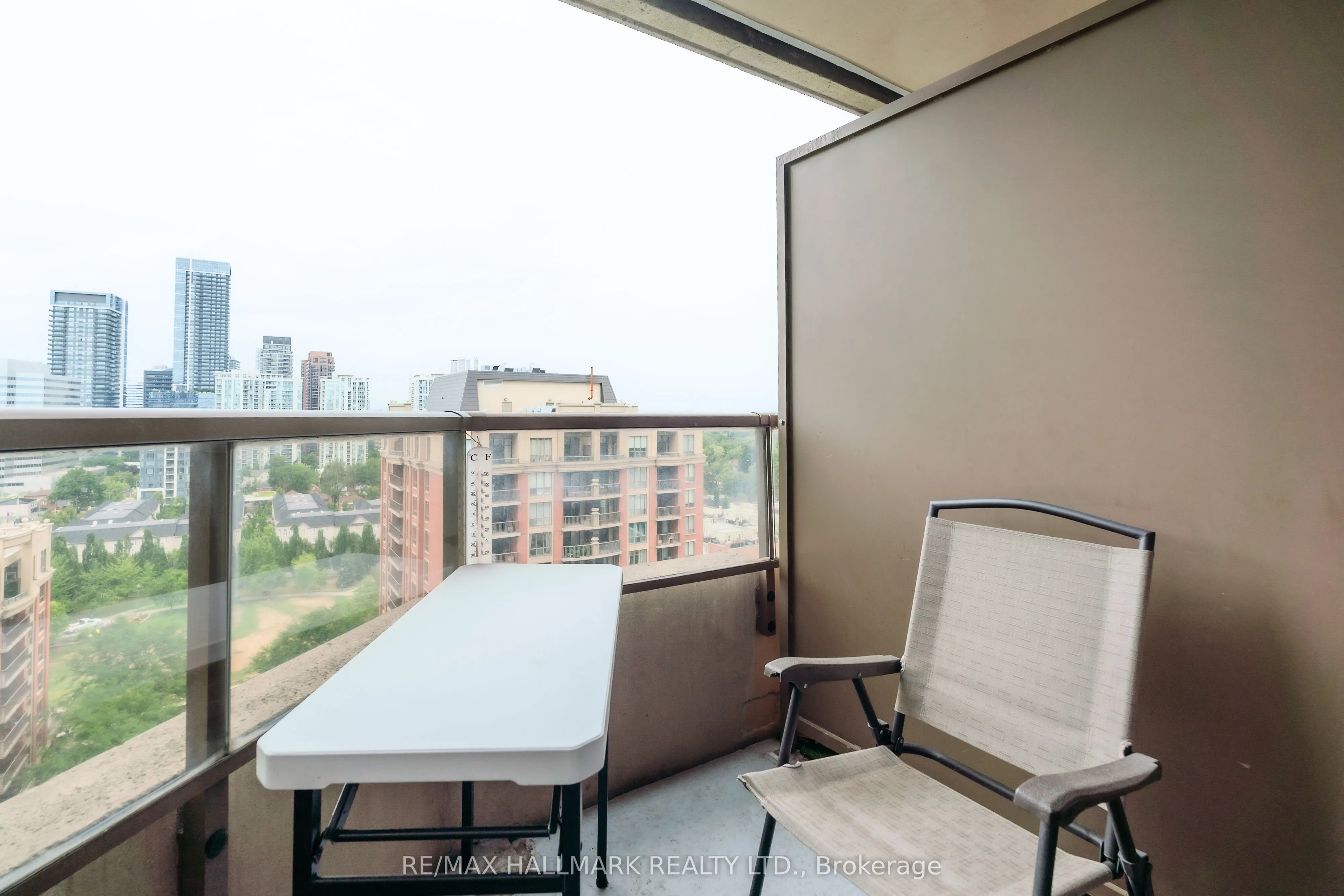 78 Harrison Garden Boulevard, #1514