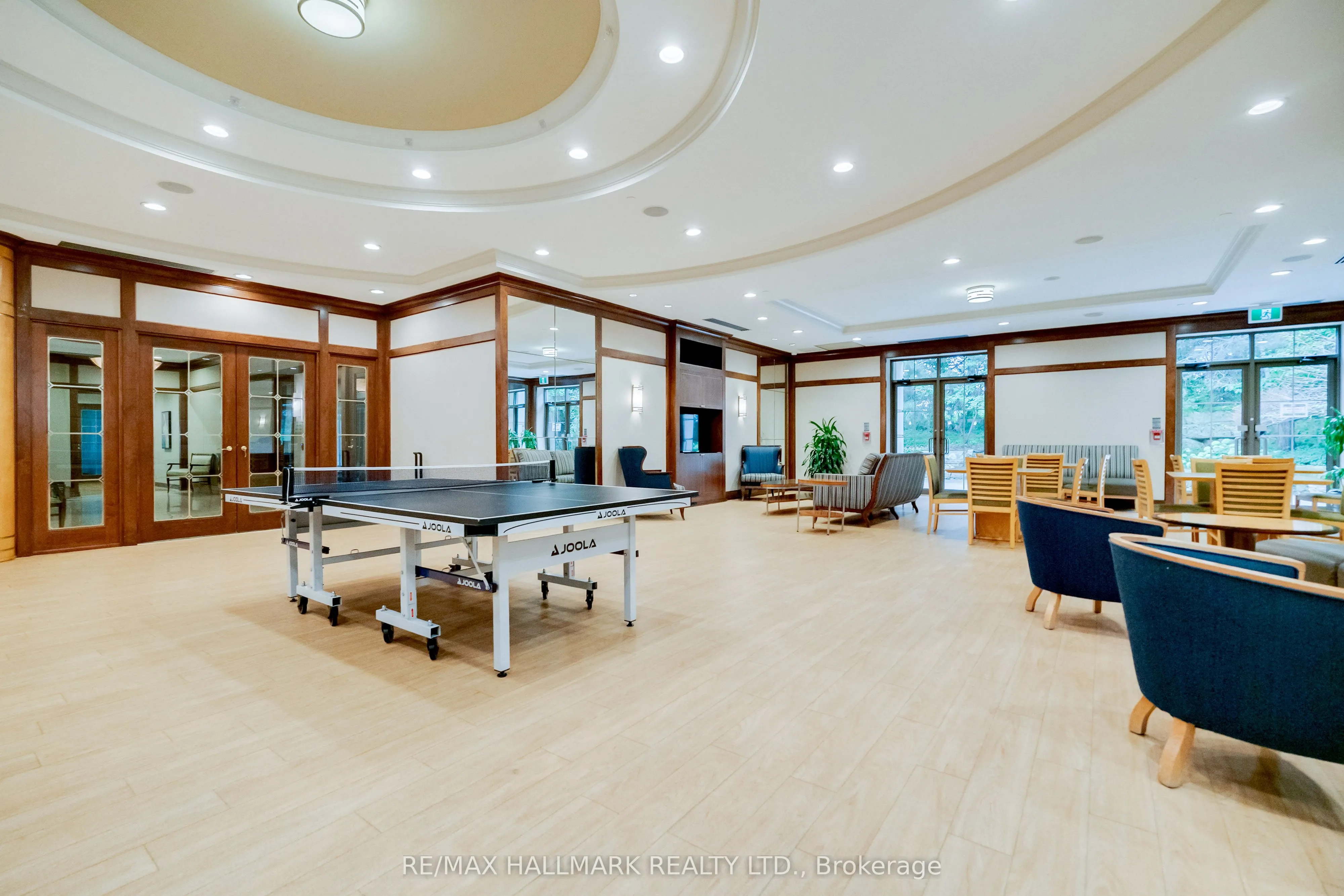 78 Harrison Garden Boulevard, #1514