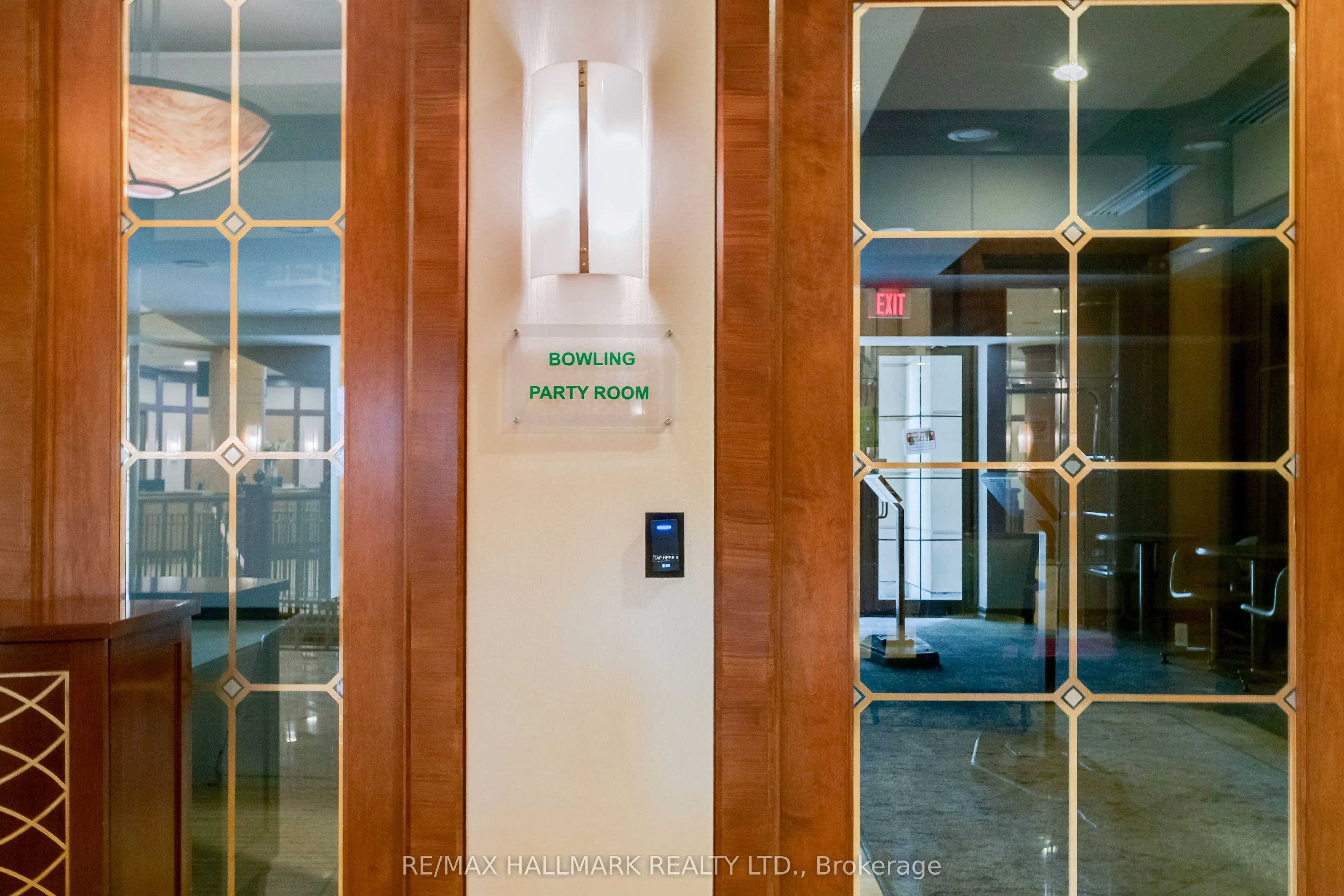 78 Harrison Garden Boulevard, #1514
