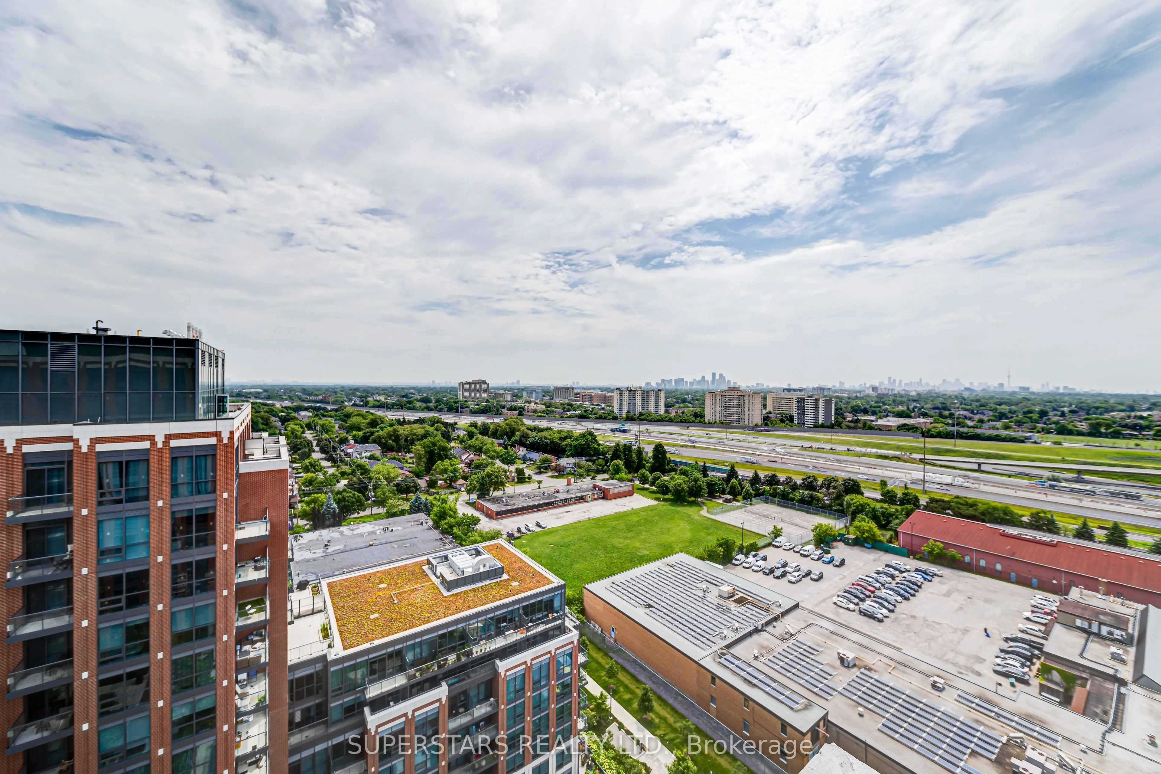 31 Tippett Road, #1705